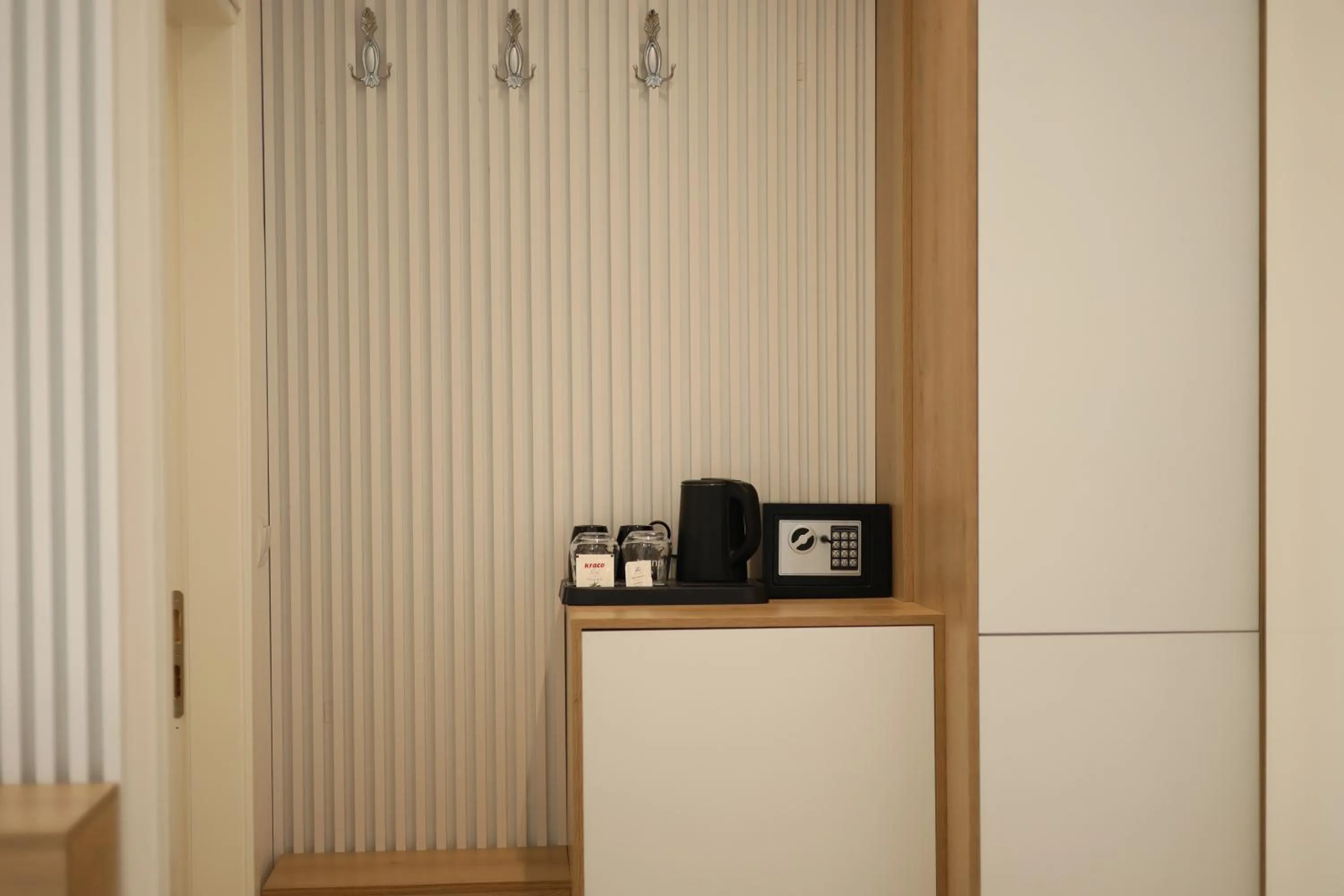 Kitchen or kitchenette in Ilio Boutique Hotel