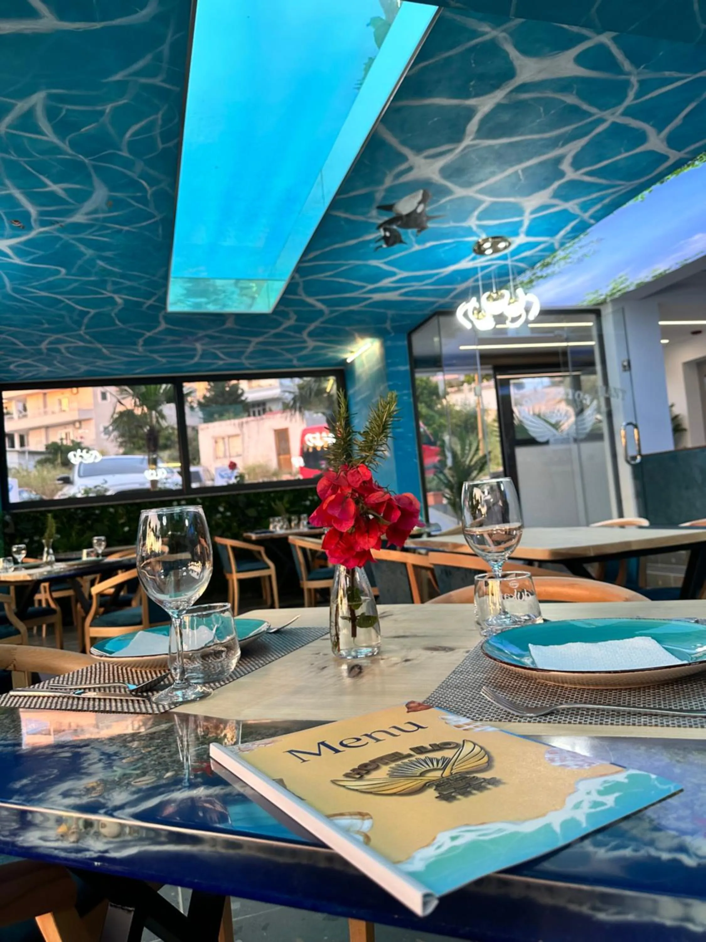 Restaurant/places to eat in Ilio Boutique Hotel