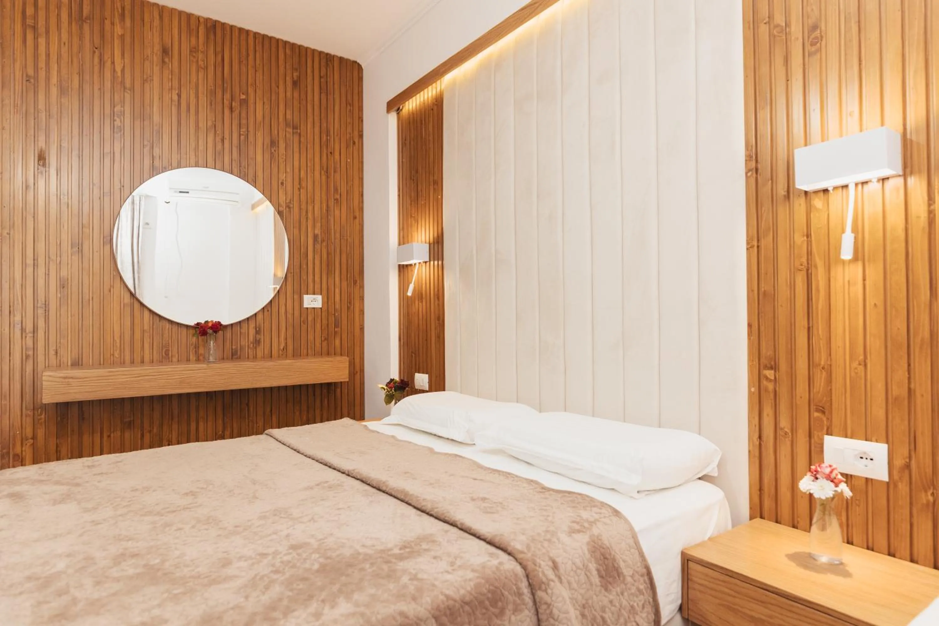 Bed in Ilio Boutique Hotel