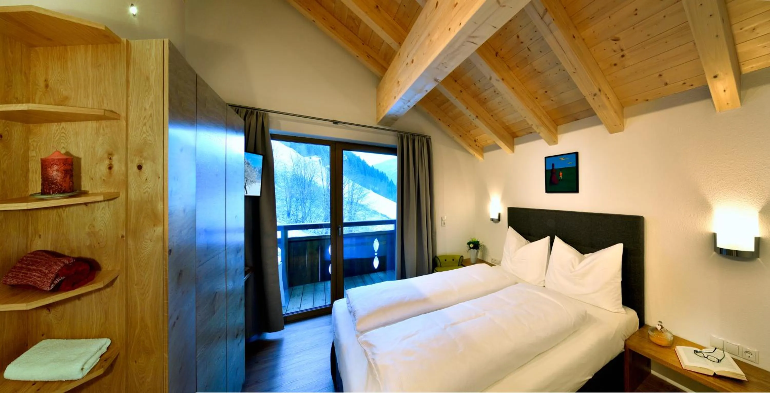 TV and multimedia, Bed in Hotel Garni Bergwelt