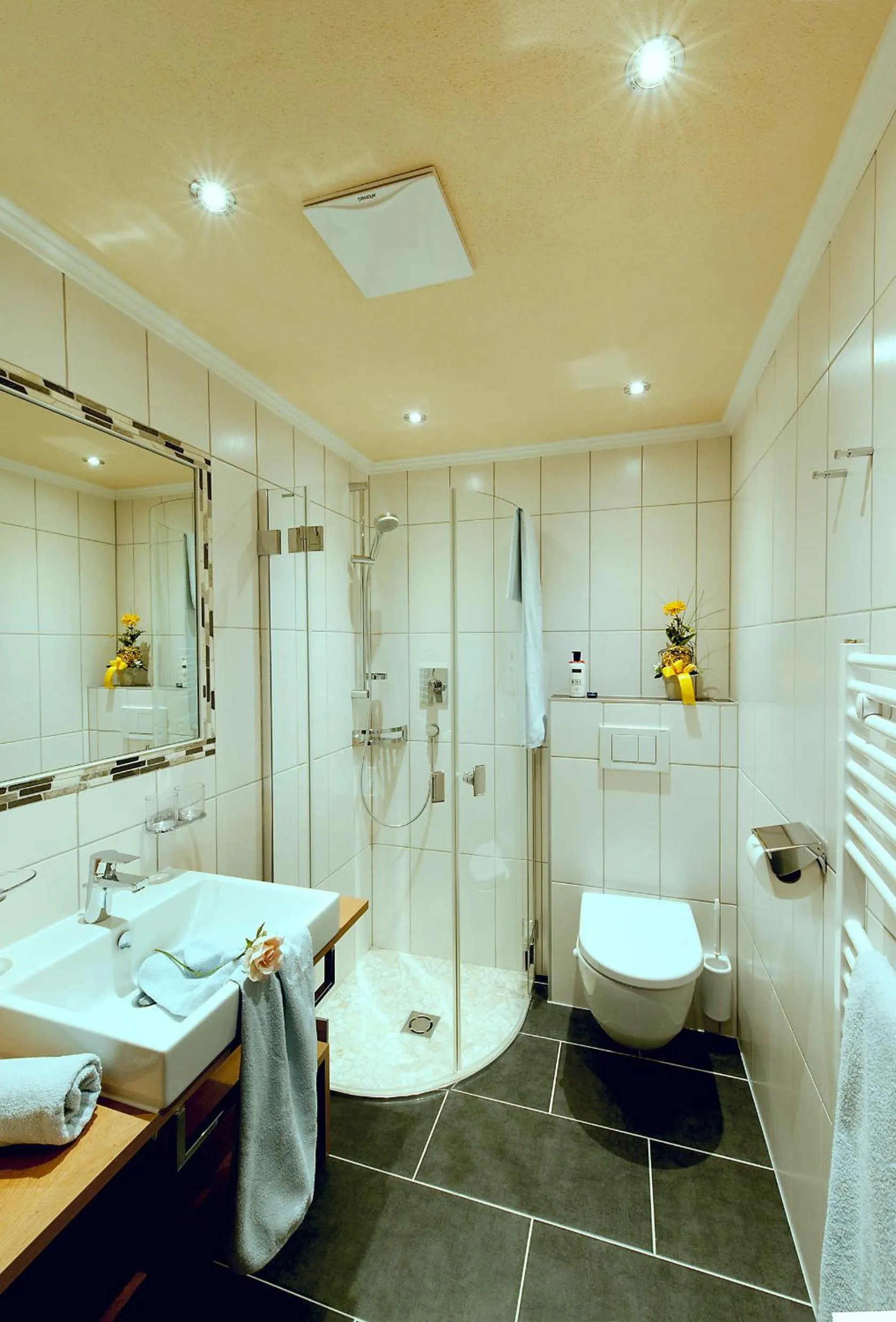 Bathroom in Hotel Garni Bergwelt