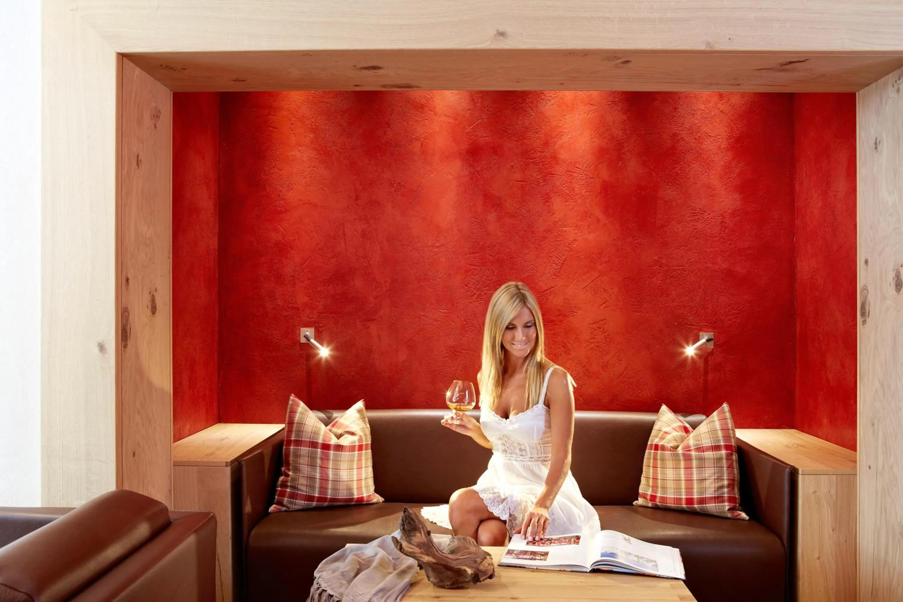 Lounge or bar in Hotel Tirol