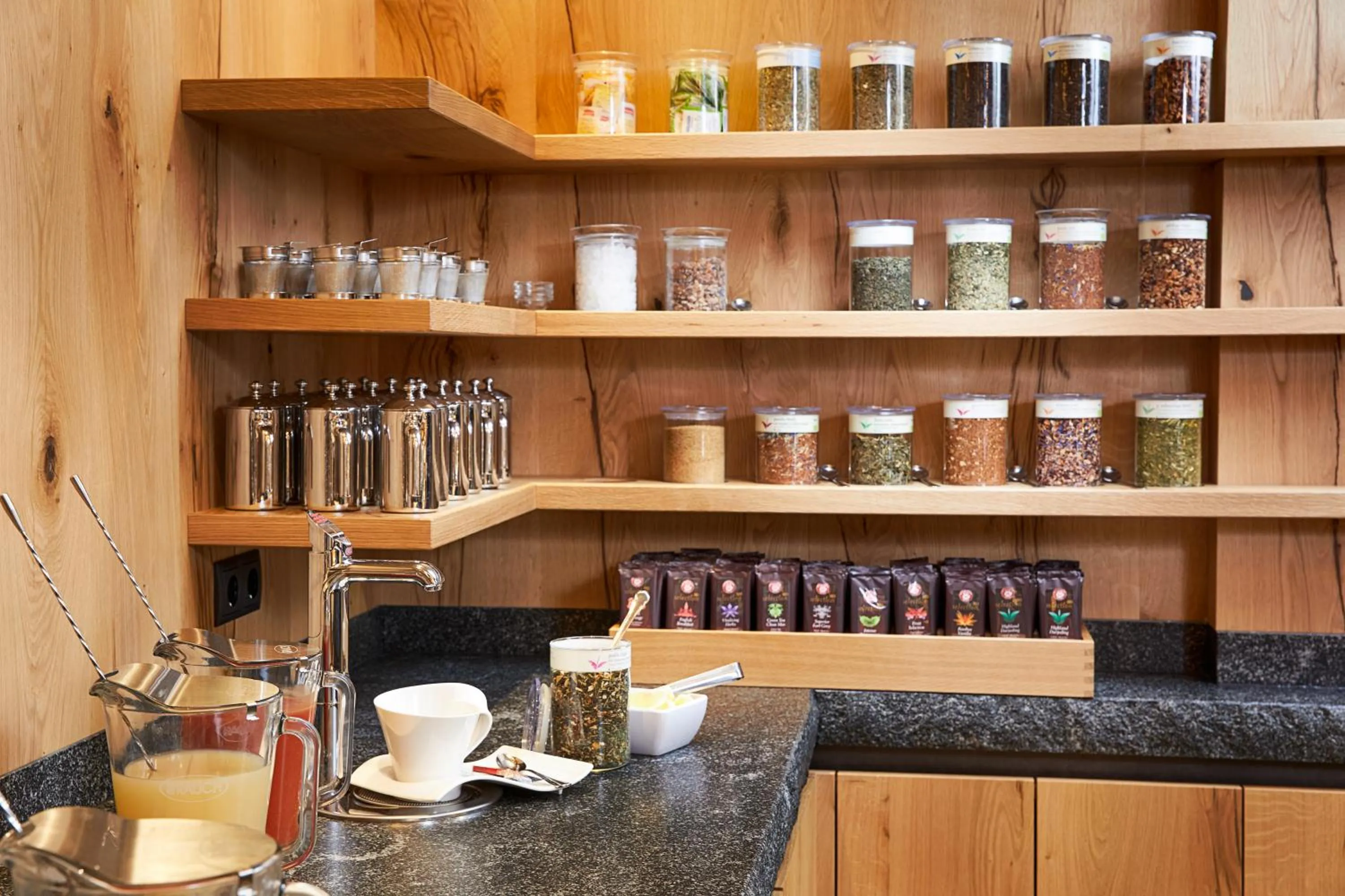 Buffet breakfast in Hotel Tirol