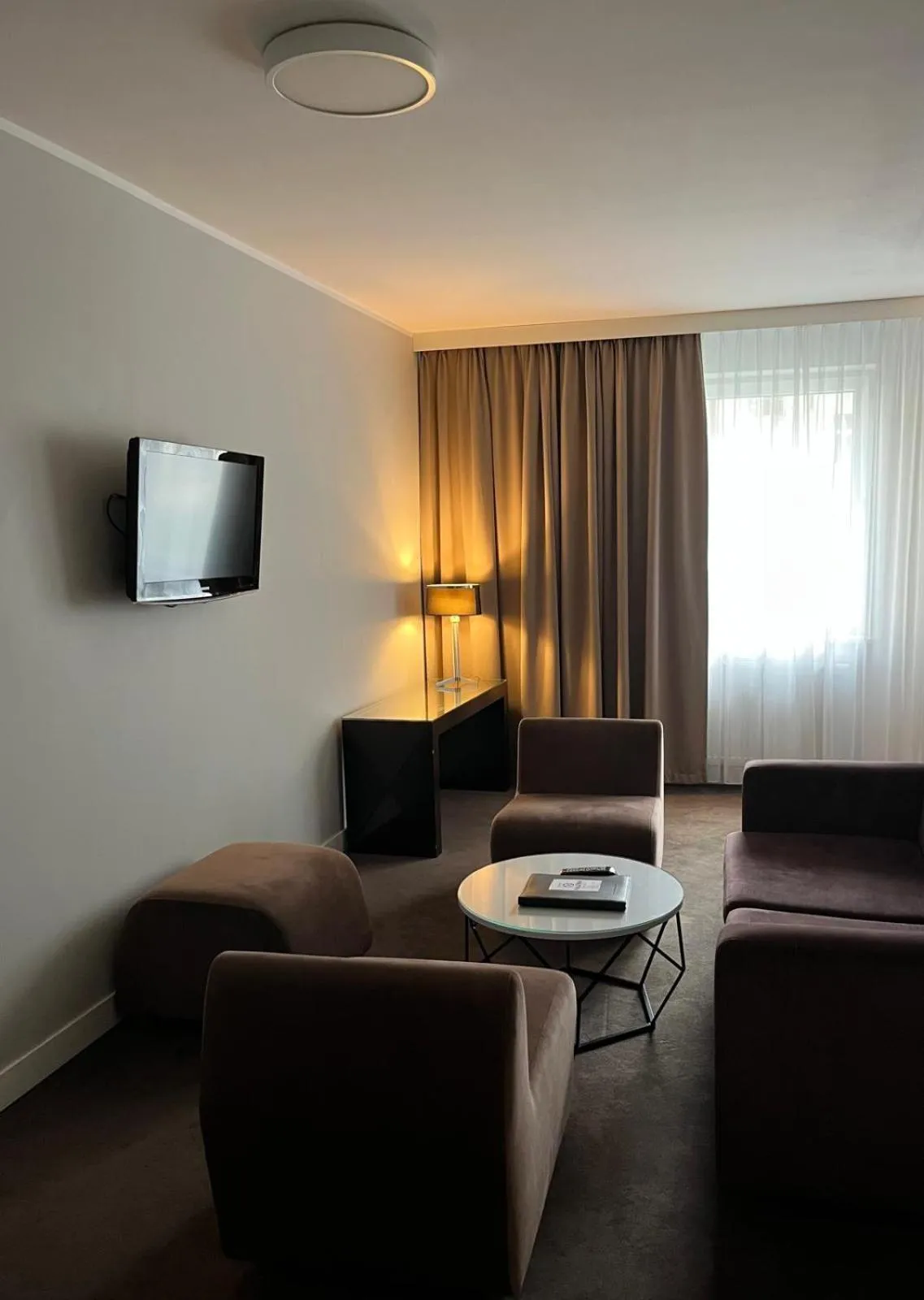 Platinum Apartments Aparthotel