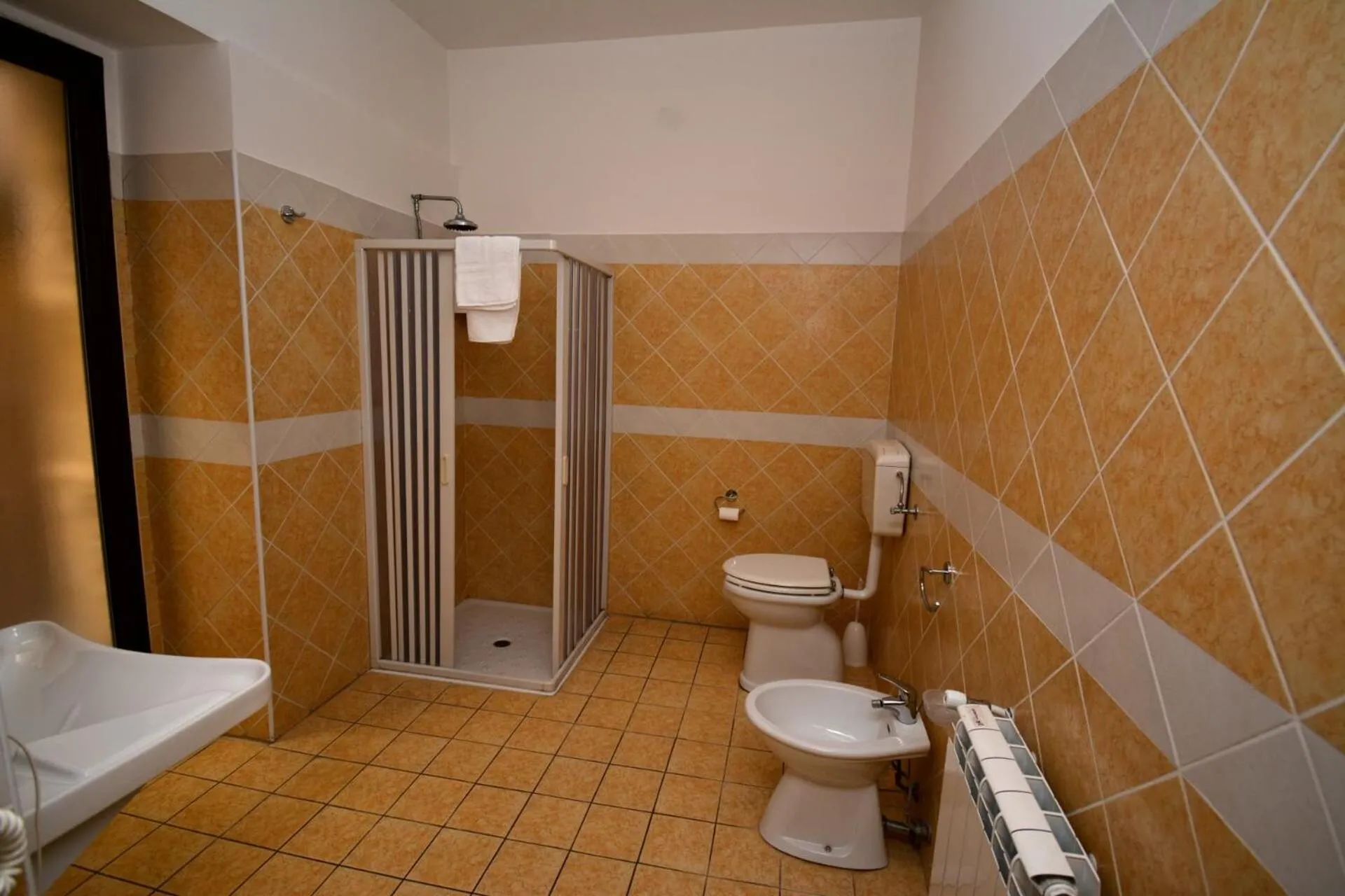 Bathroom in Affittacamere La Piazzetta