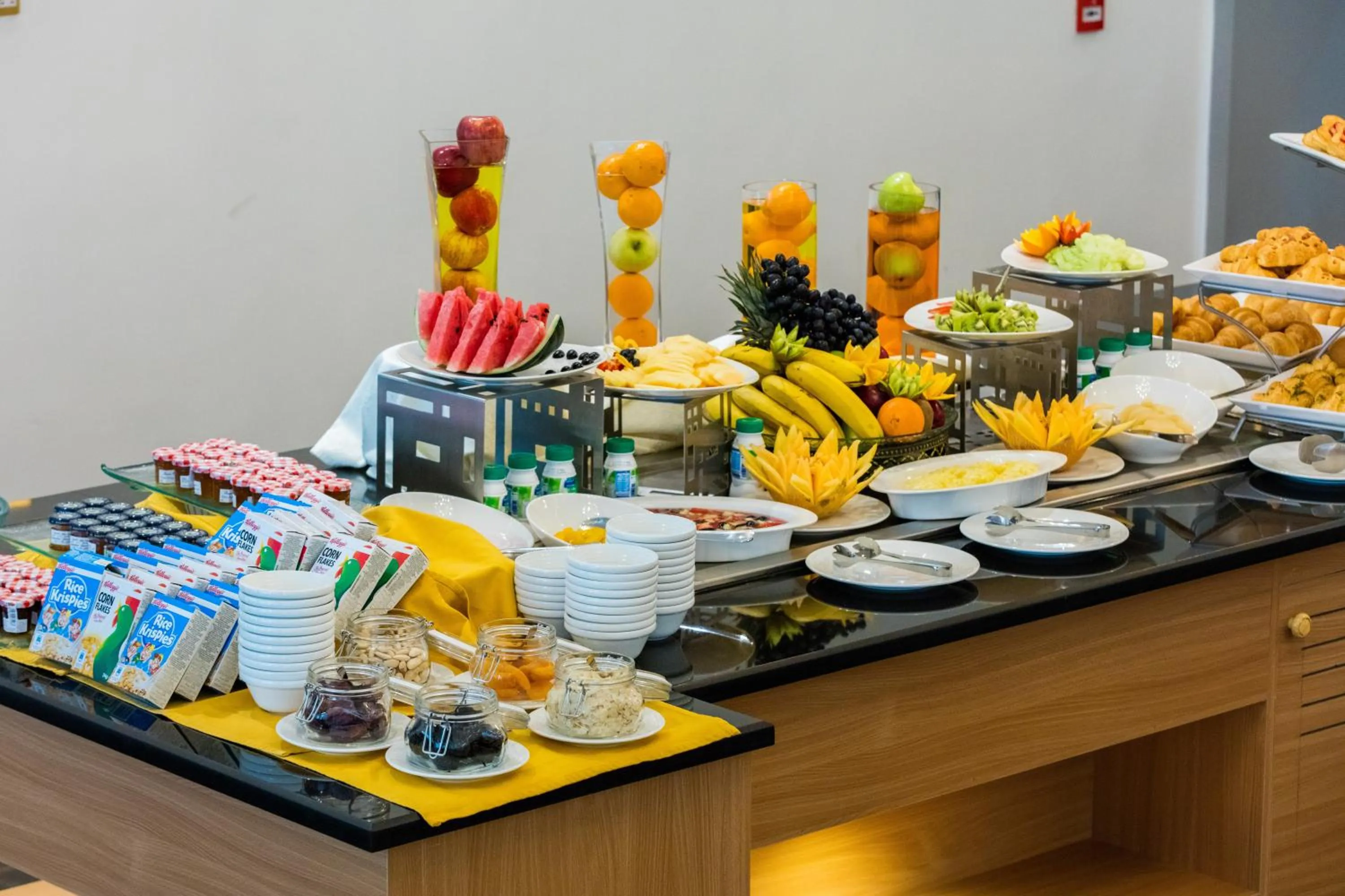 Restaurant/places to eat in Grand Majestic Hotel Kuwait