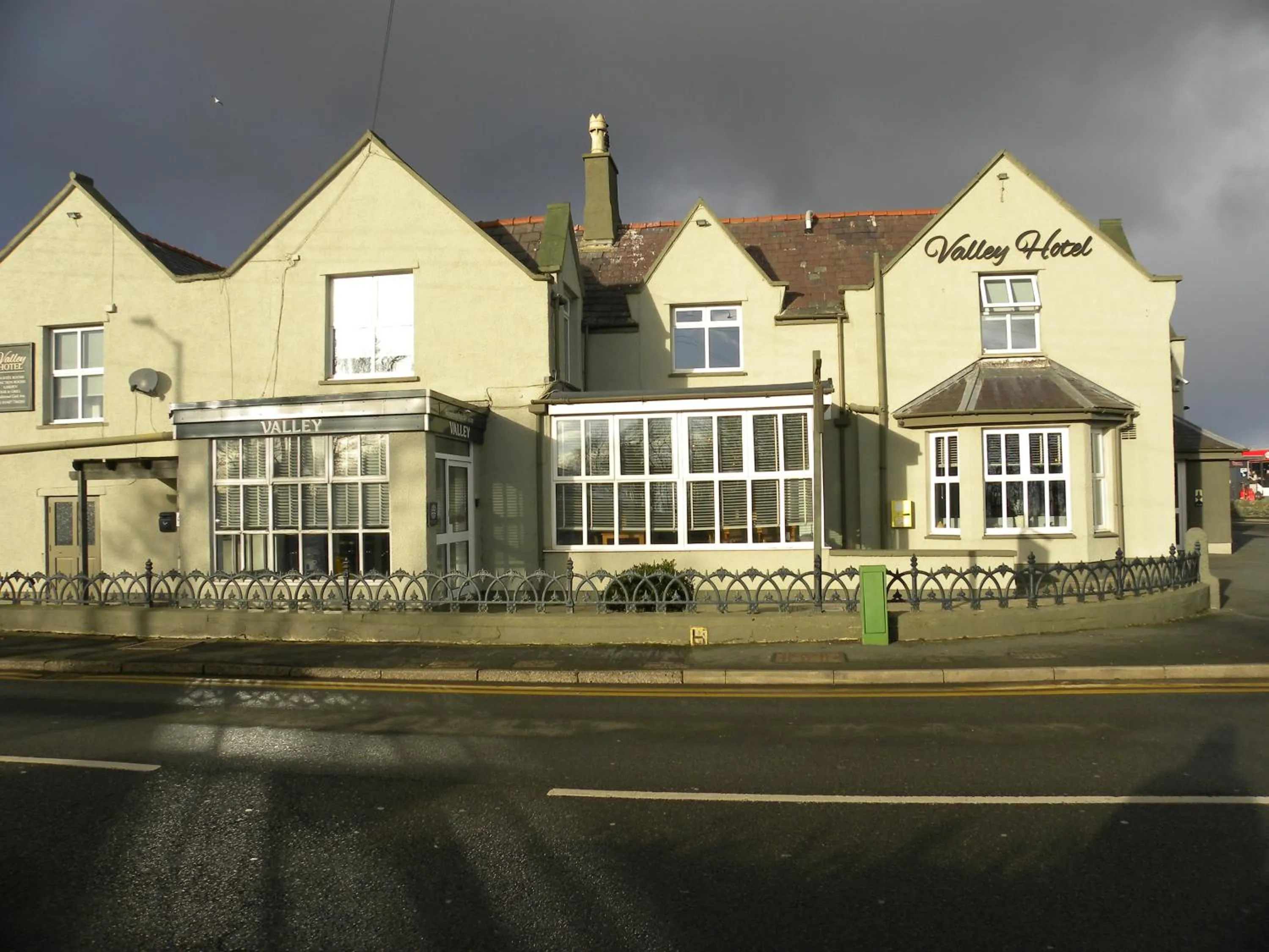 The Valley Hotel, Anglesey