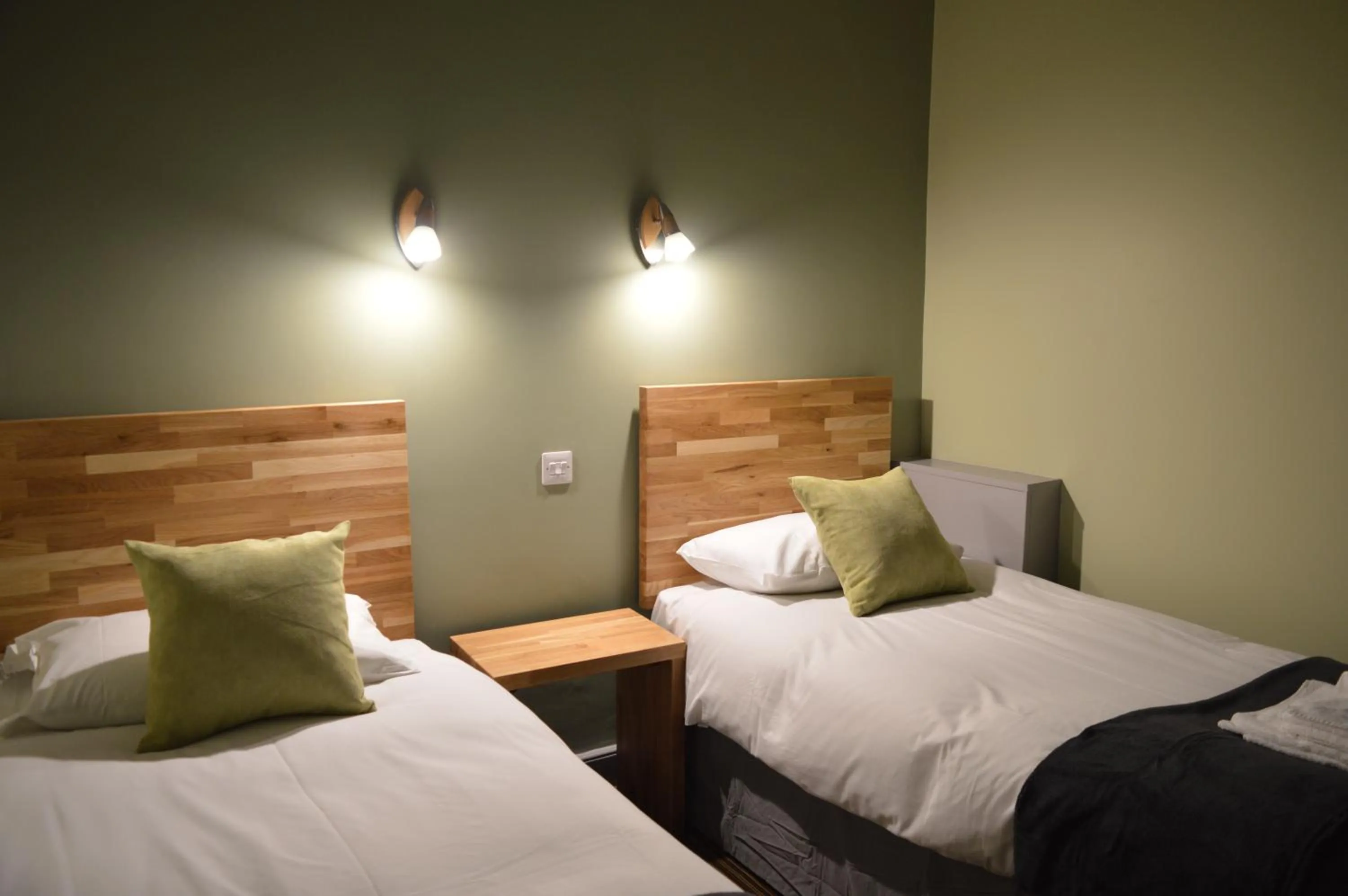 Bedroom, Bed in The Valley Hotel, Anglesey