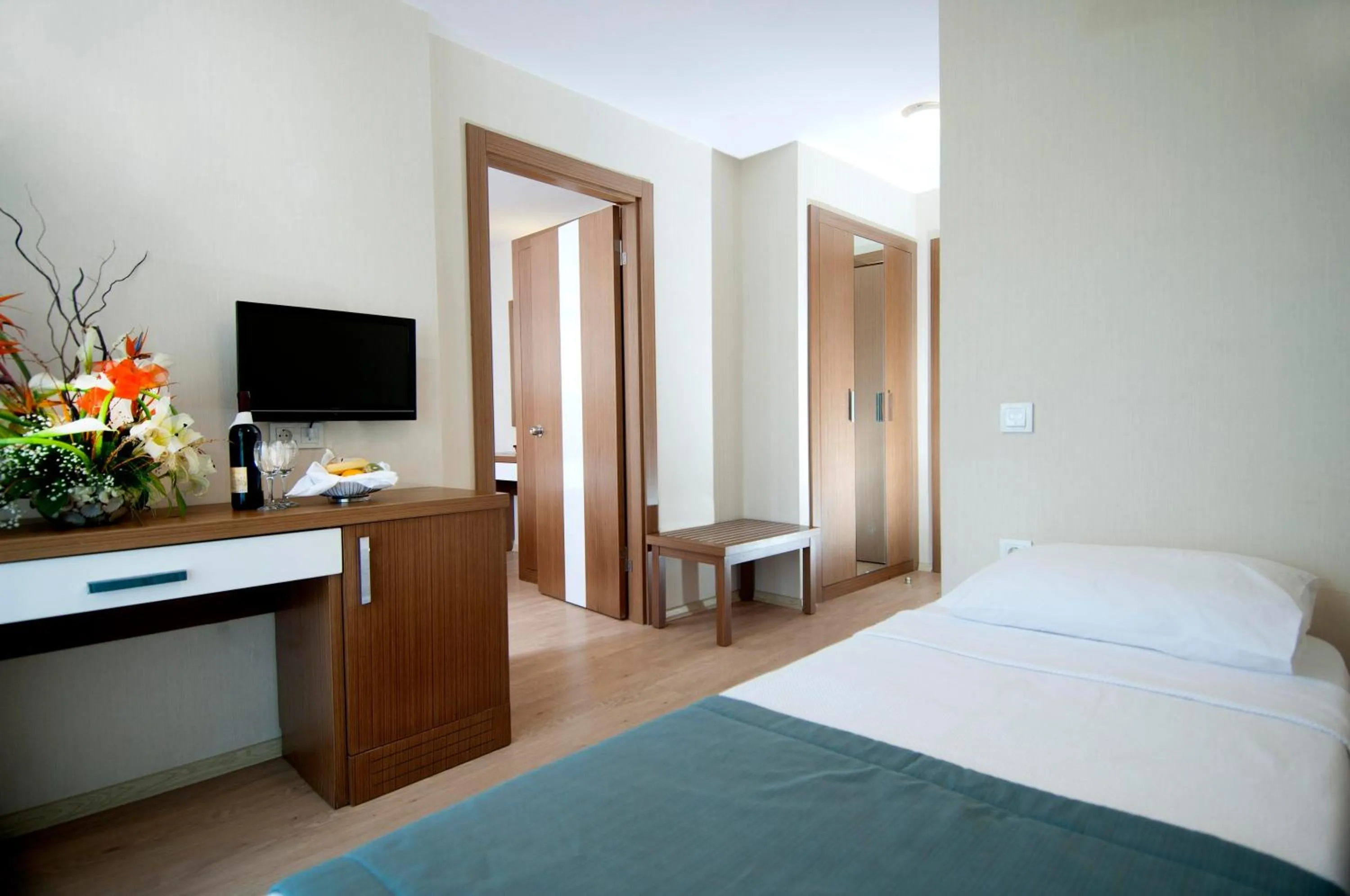 Photo of the whole room in Supreme Hotel