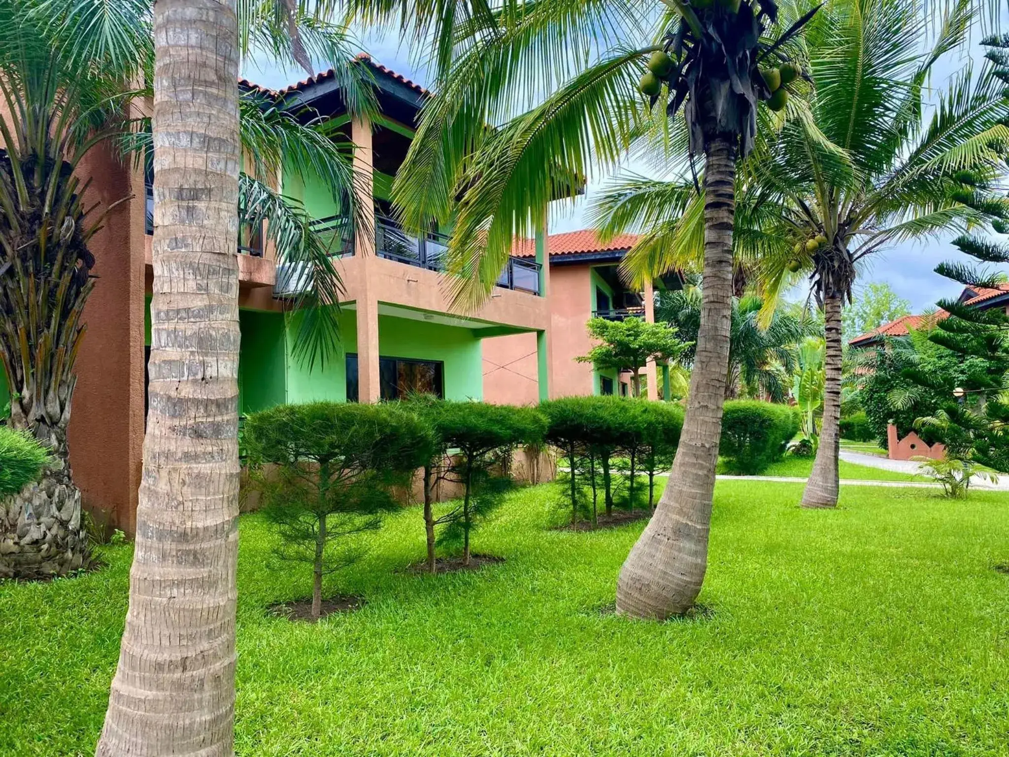 Apartment with Balcony in Seafront Residences Apartment with Balcony in Seafront Residences