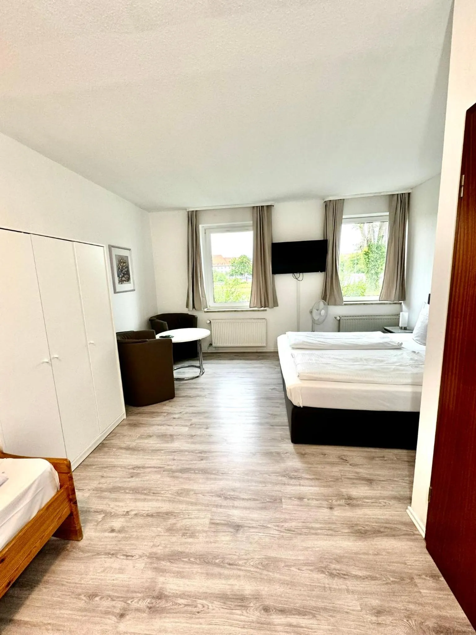 Photo of the whole room, Bed in Hotel zum Rücking