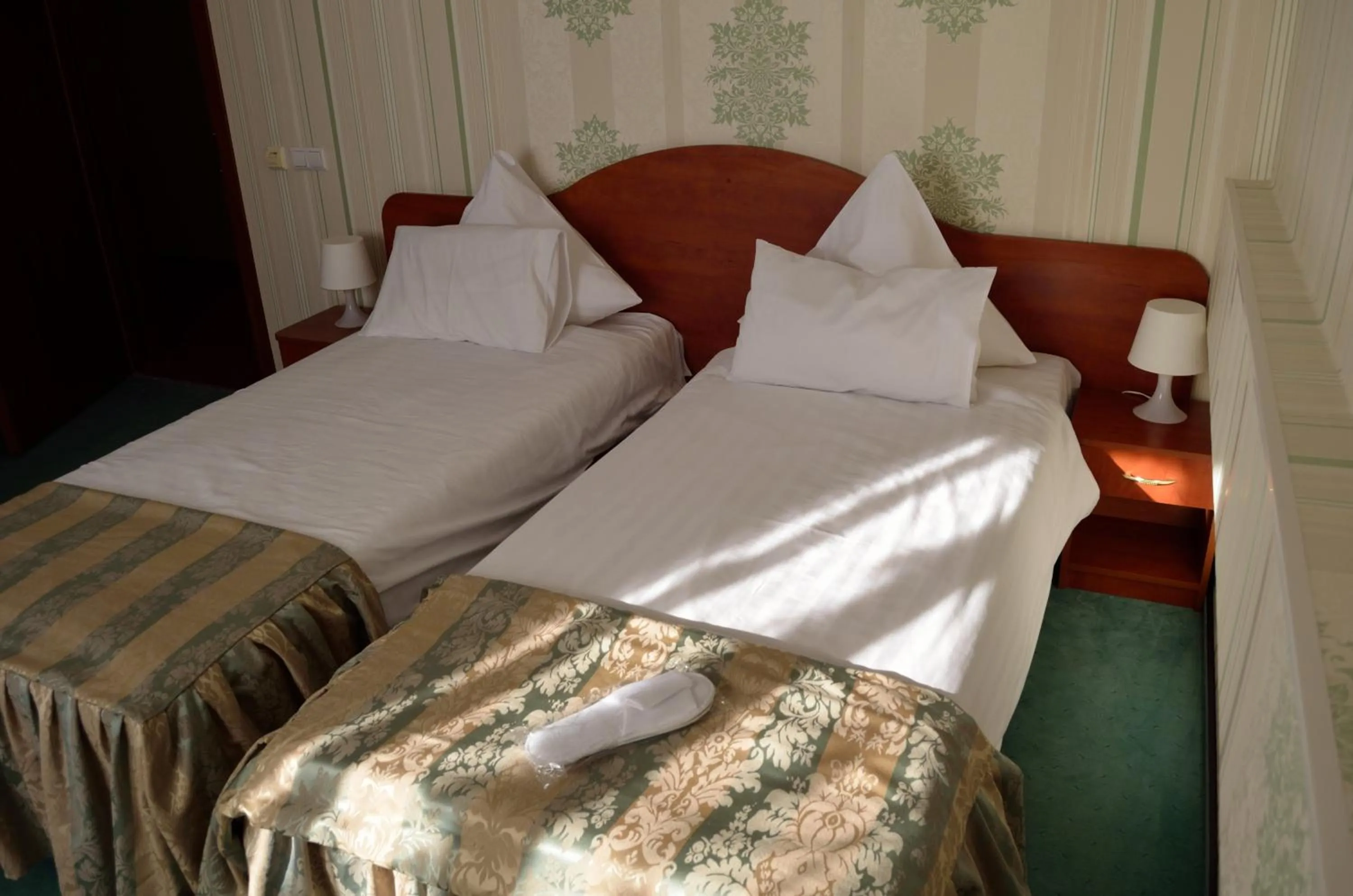 Bed in Hotel Rusu