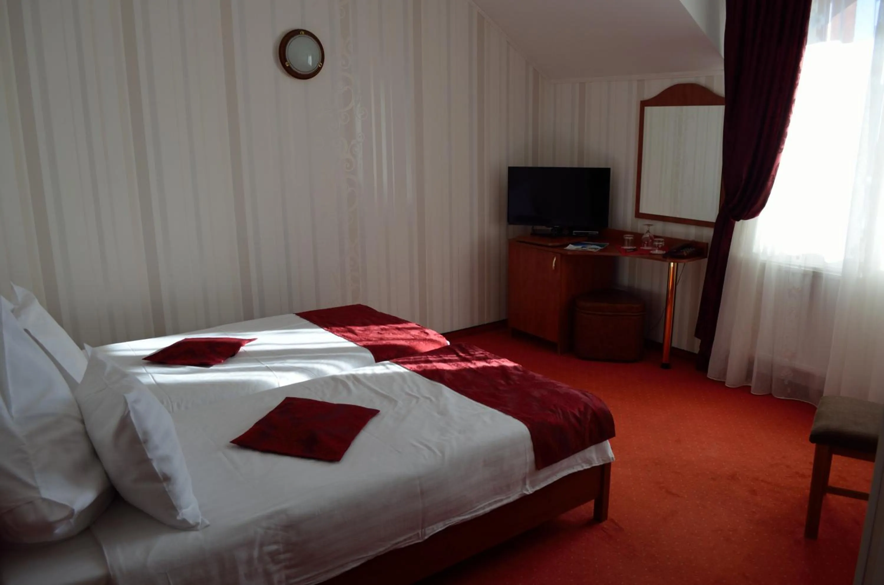 Photo of the whole room, Bed in Hotel Rusu