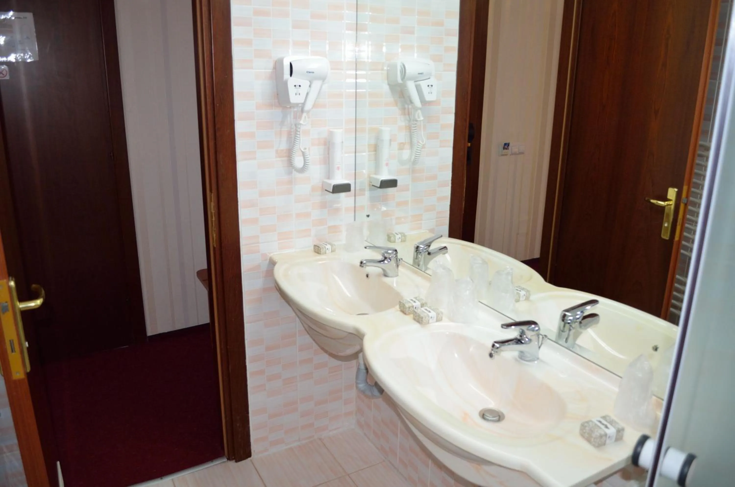 Bathroom in Hotel Rusu