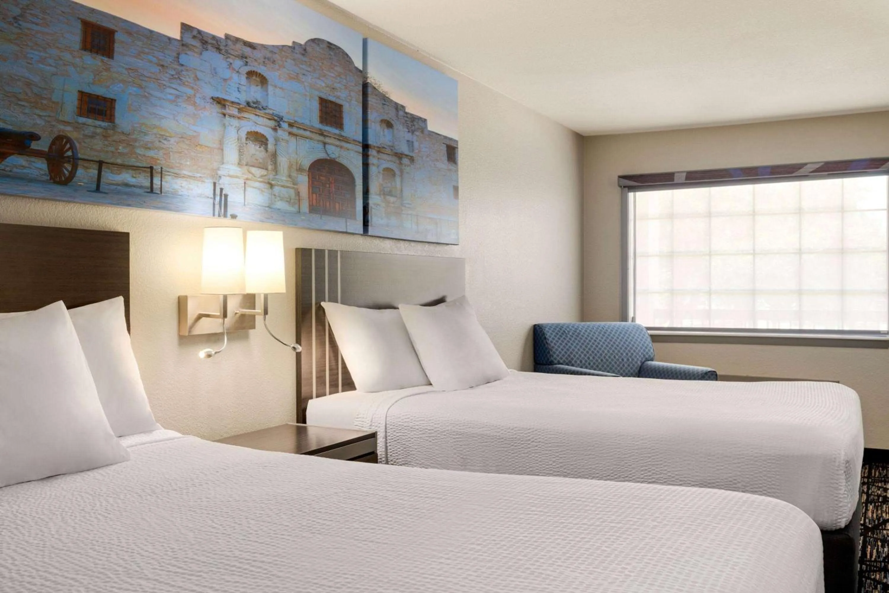 Photo of the whole room, Bed in Days Inn by Wyndham San Antonio Near Fiesta Park