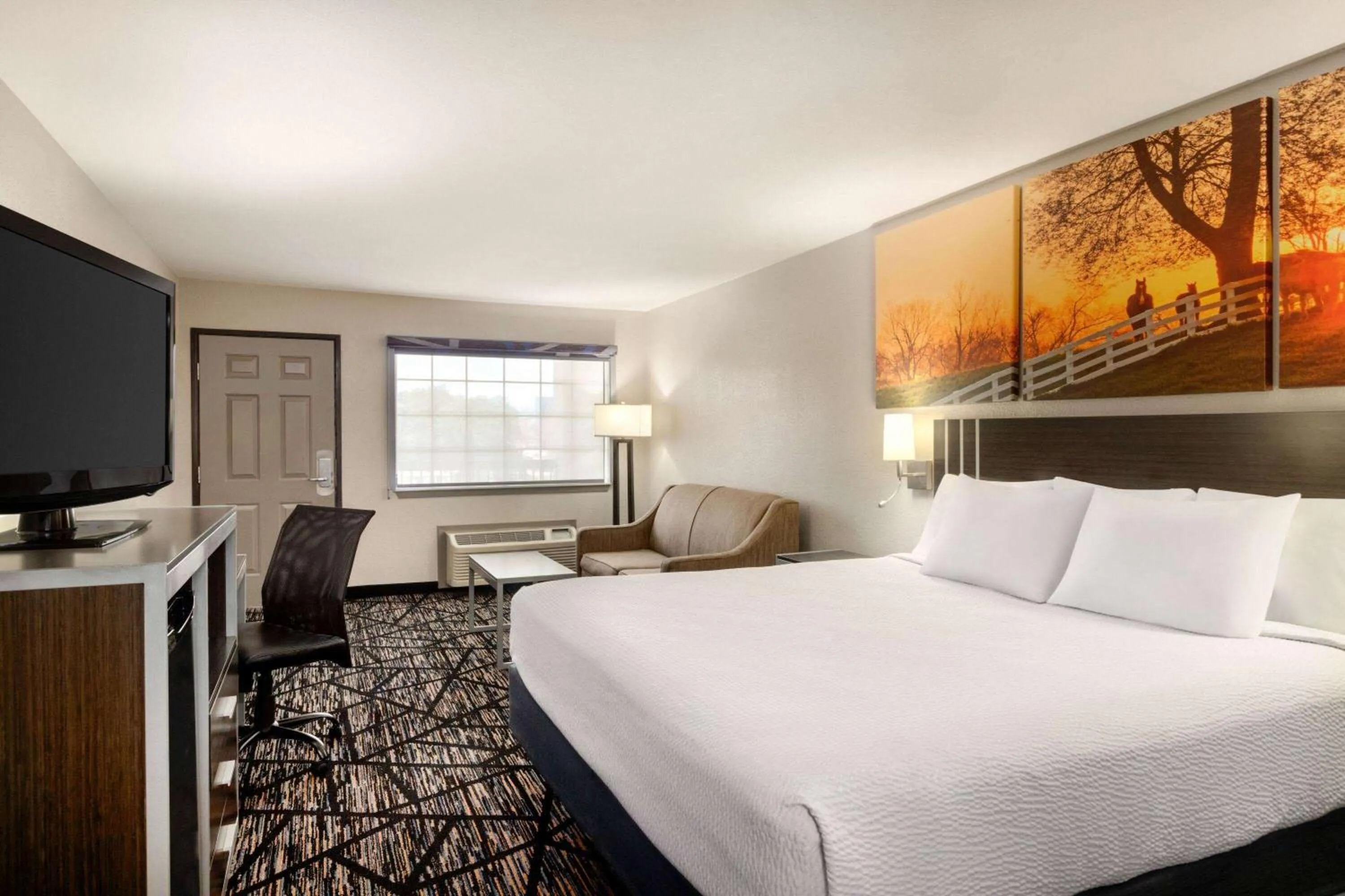Photo of the whole room, Bed in Days Inn by Wyndham San Antonio Near Fiesta Park