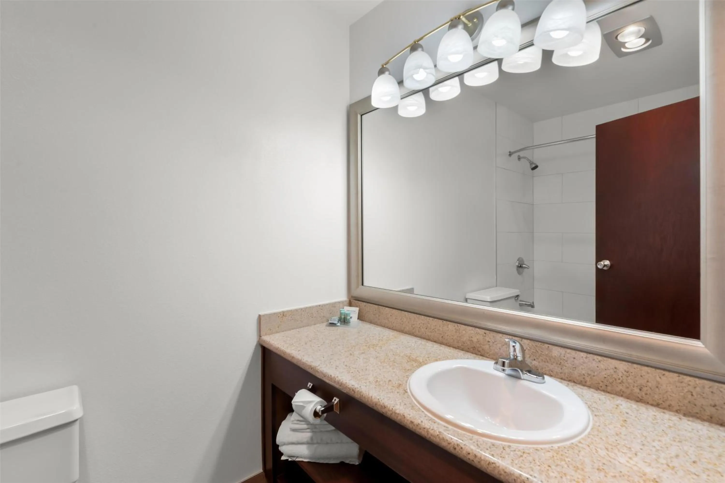 Bathroom in Best Western Chieftain Inn