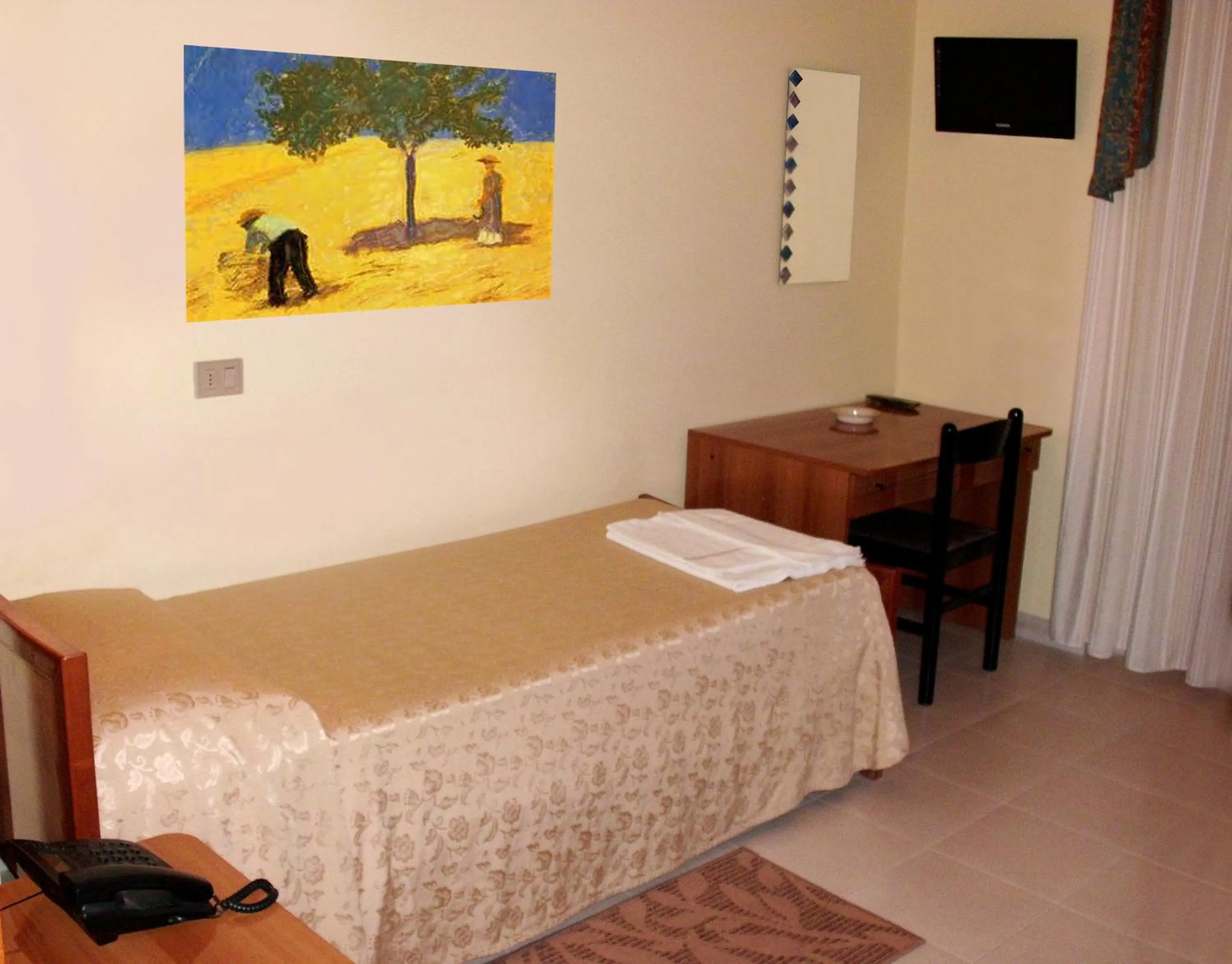 Bedroom, Bed in Hotel Ristorante Cordial