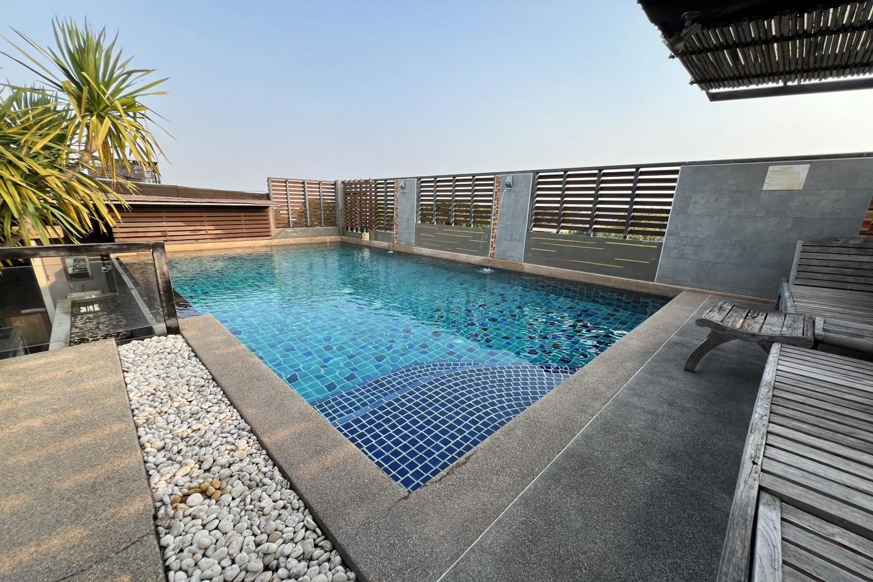 Swimming pool in Eurna Resort Hotel