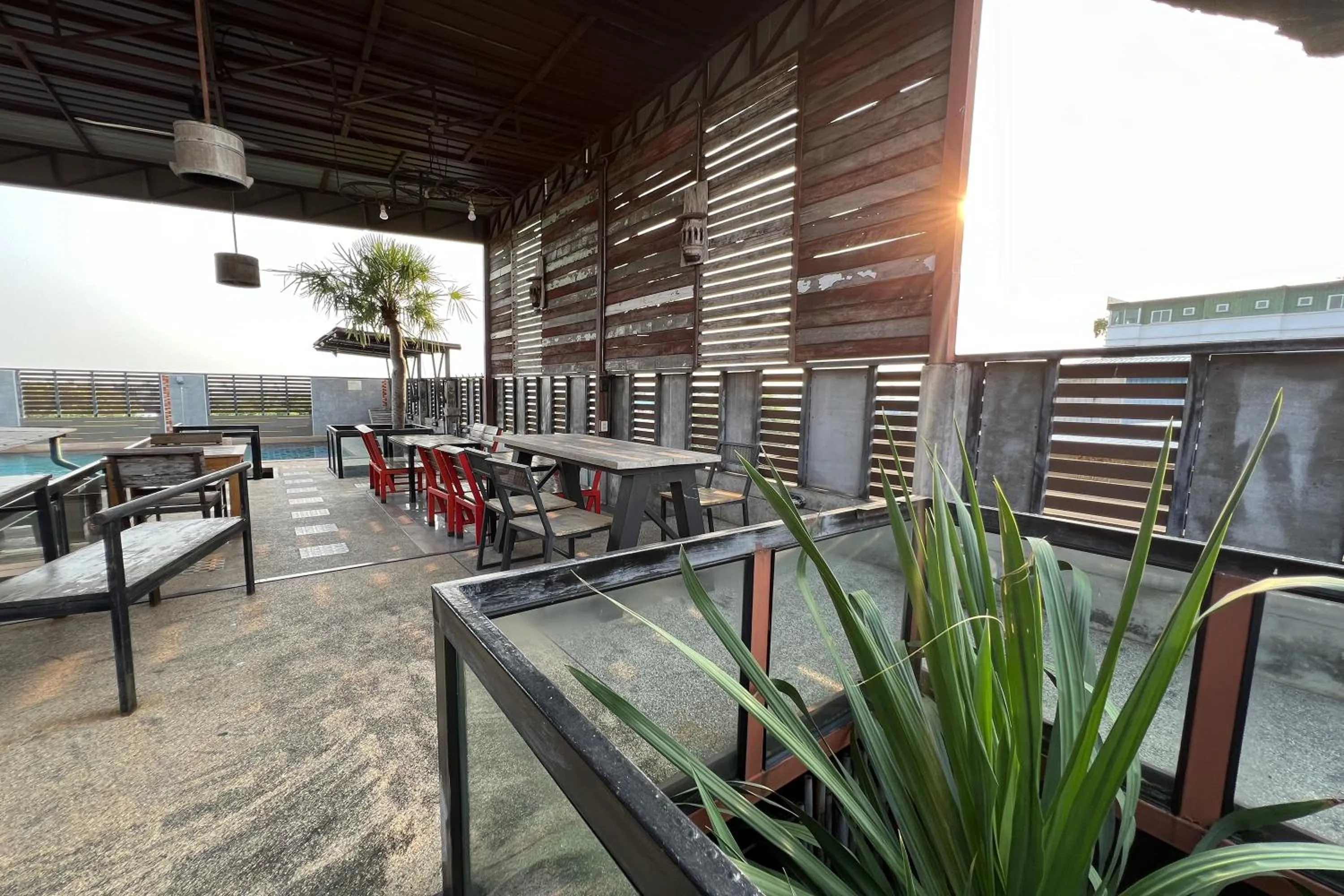 Swimming pool in Eurna Resort Hotel