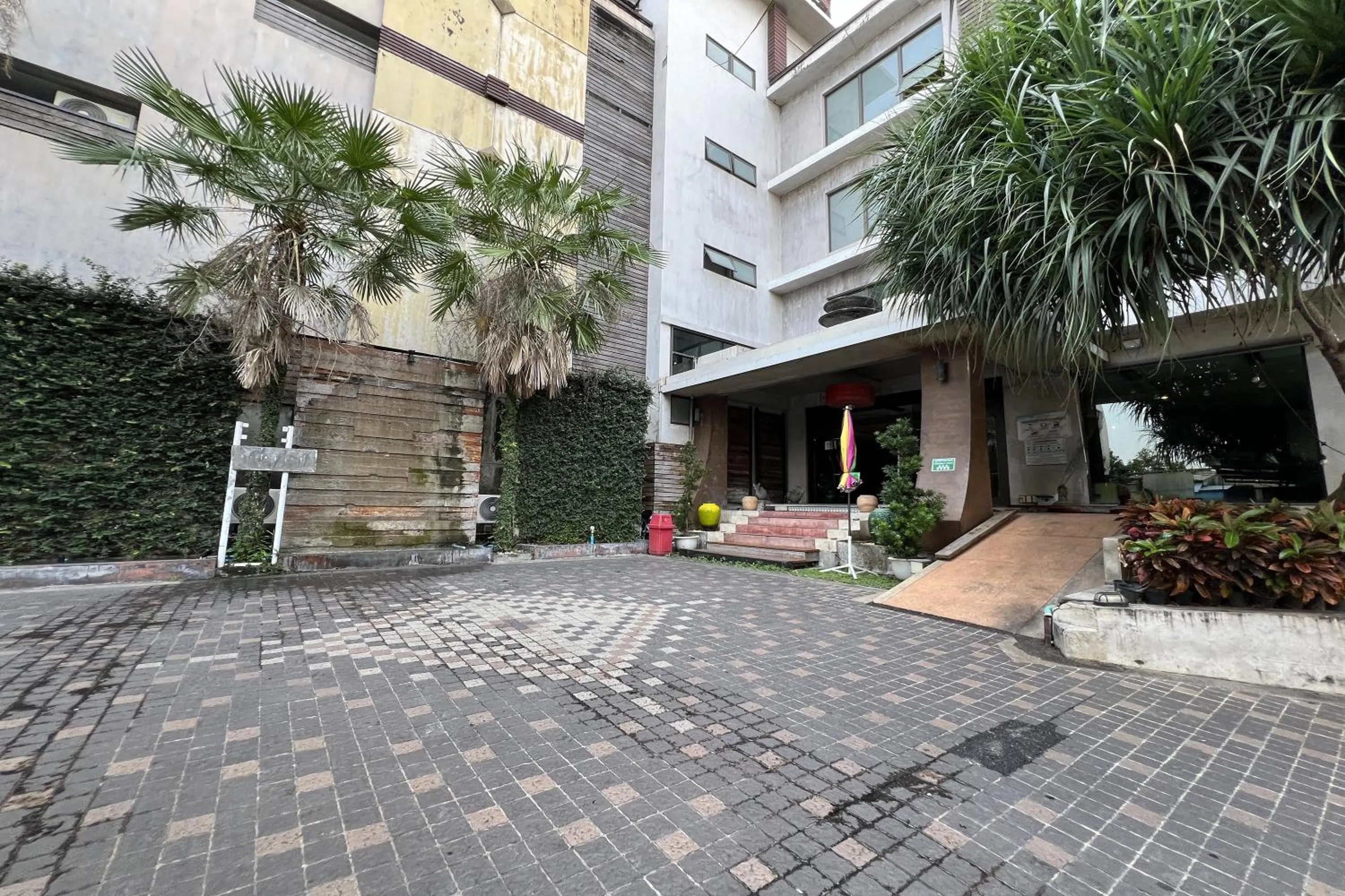 Property building in Eurna Resort Hotel