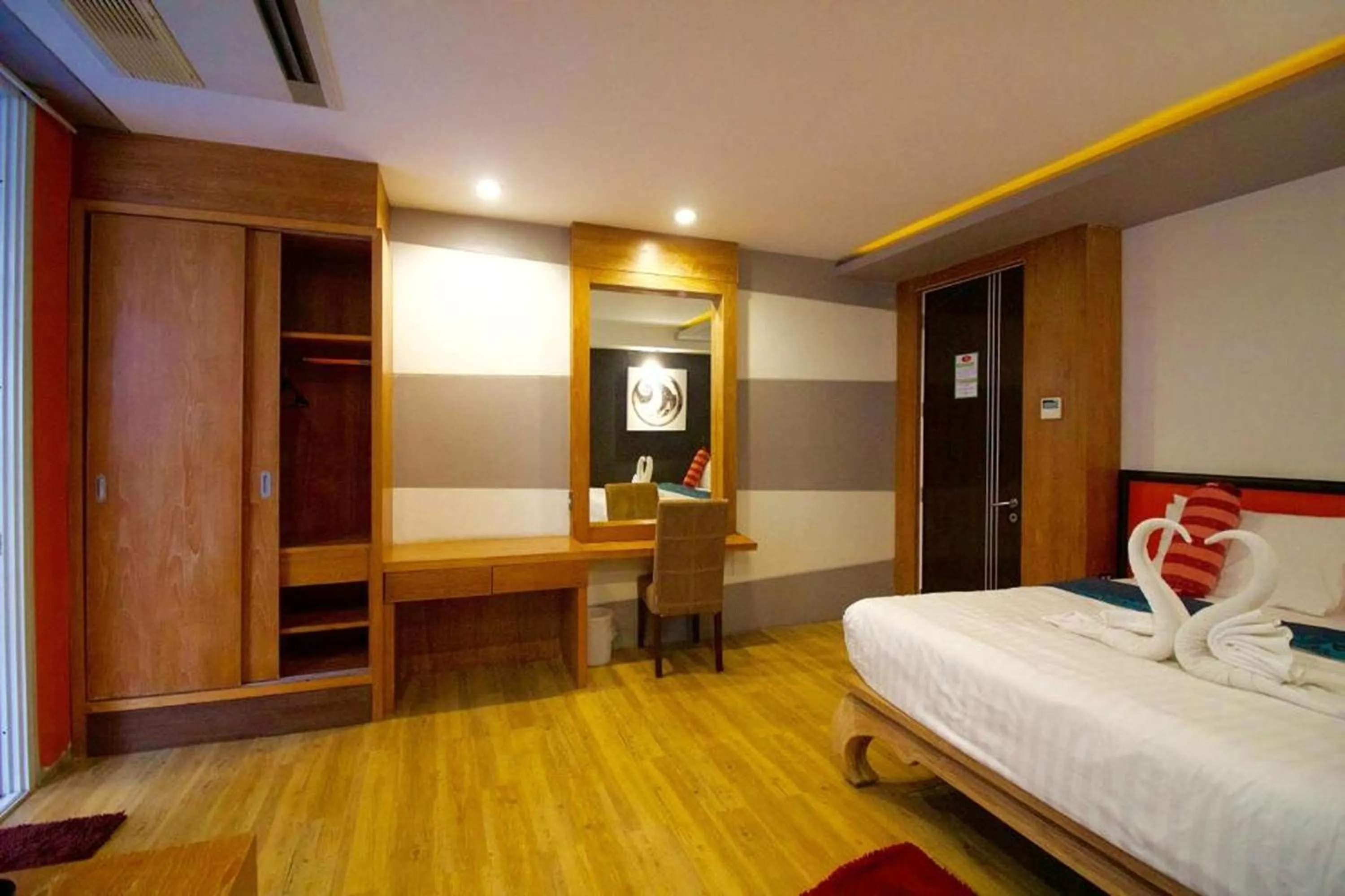 Bed in Eurna Resort Hotel