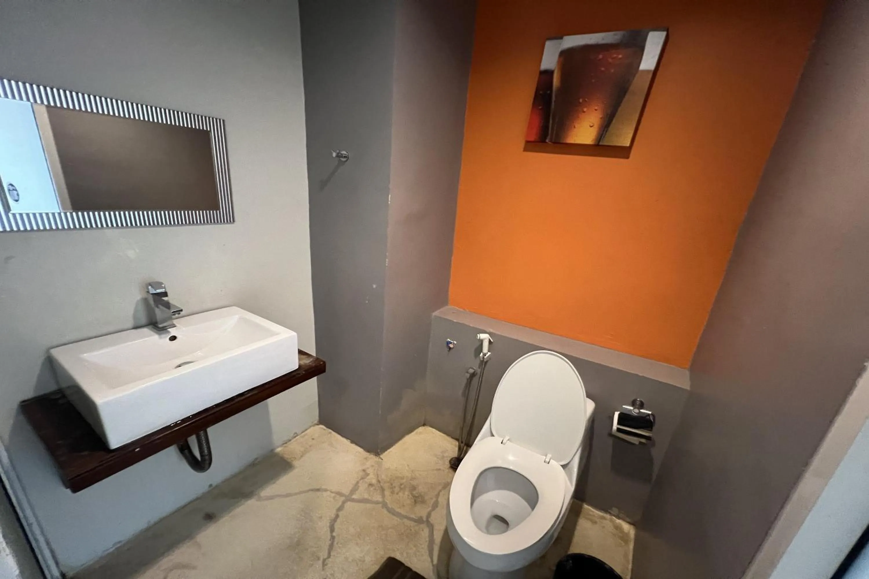 Toilet in Eurna Resort Hotel