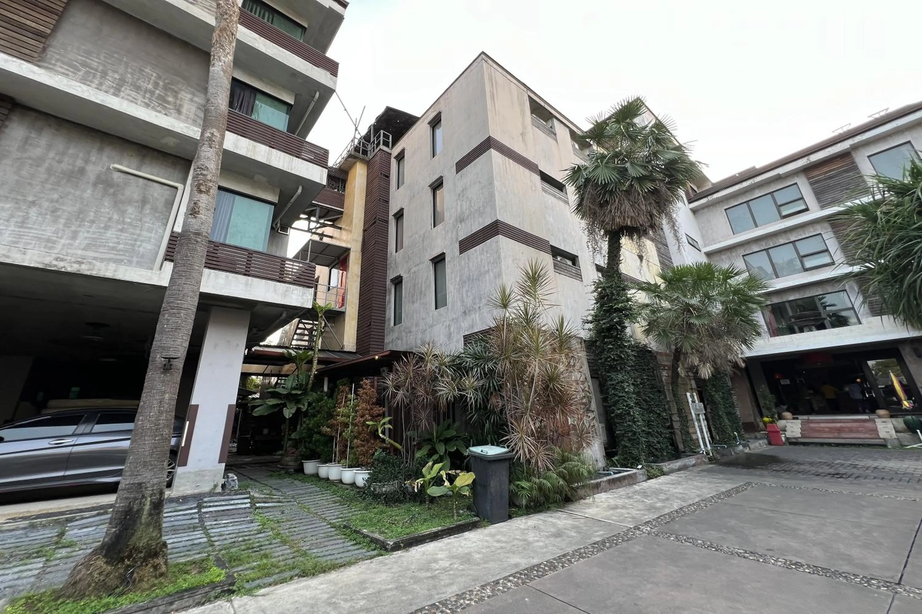 Property building in Eurna Resort Hotel