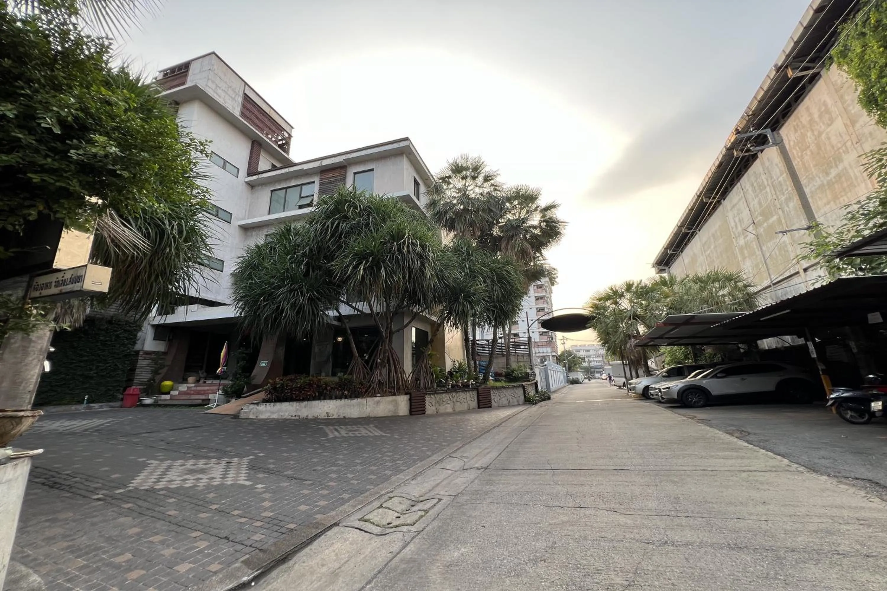 Street view in Eurna Resort Hotel