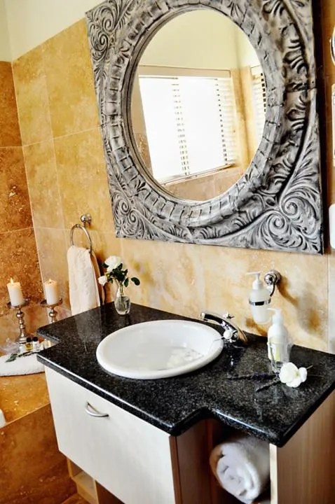 Toilet in Supertubes Guesthouse