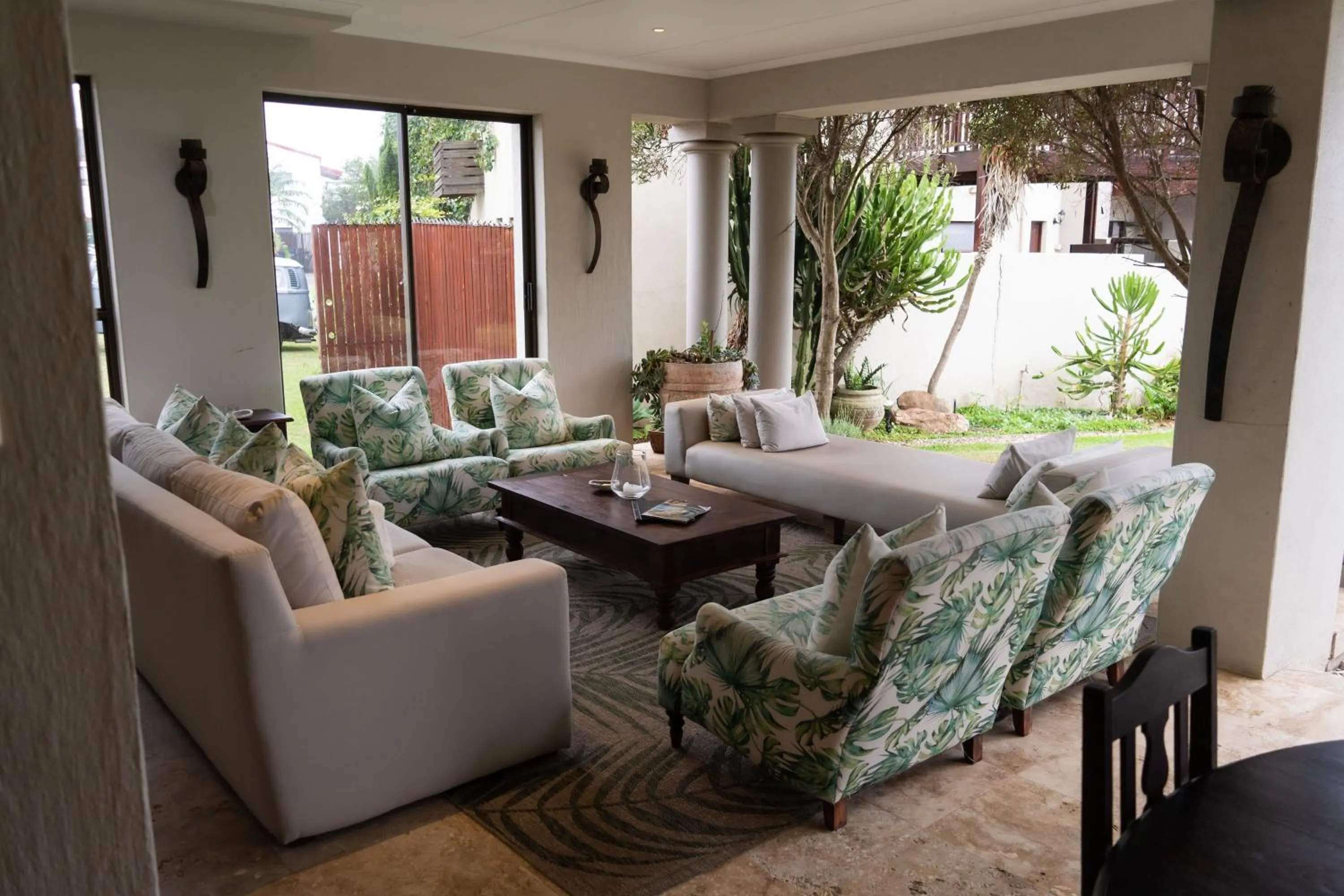 Patio in Supertubes Guesthouse