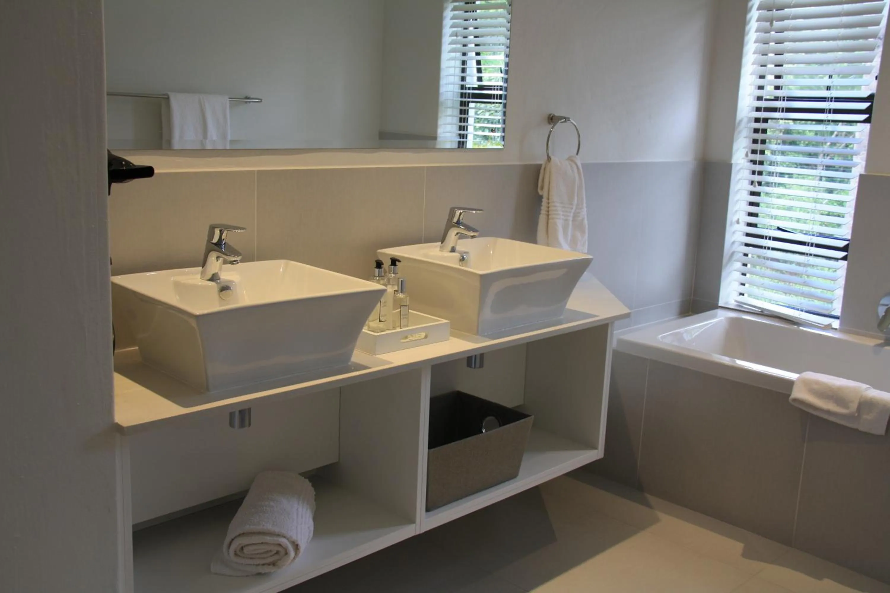 Bathroom in Supertubes Guesthouse