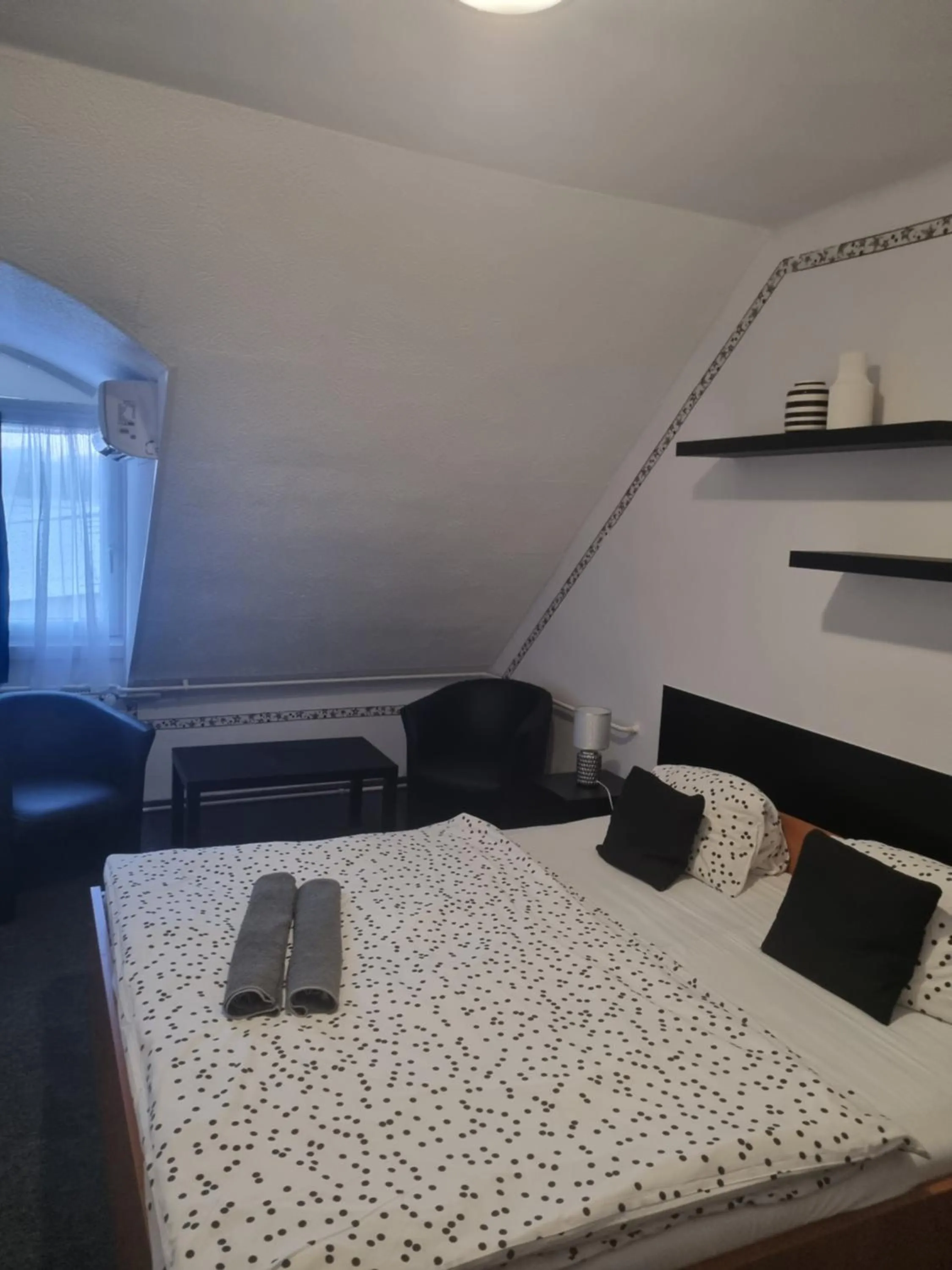 Bed in Romantik Étterem - Panzió