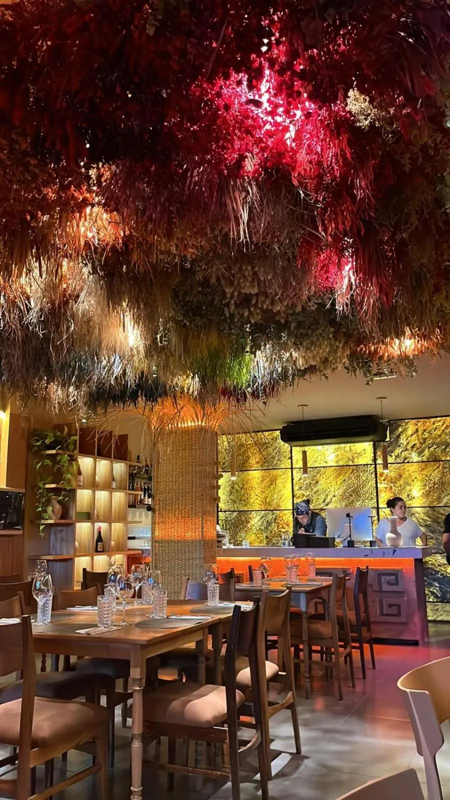 Property building in Hotel Internacional