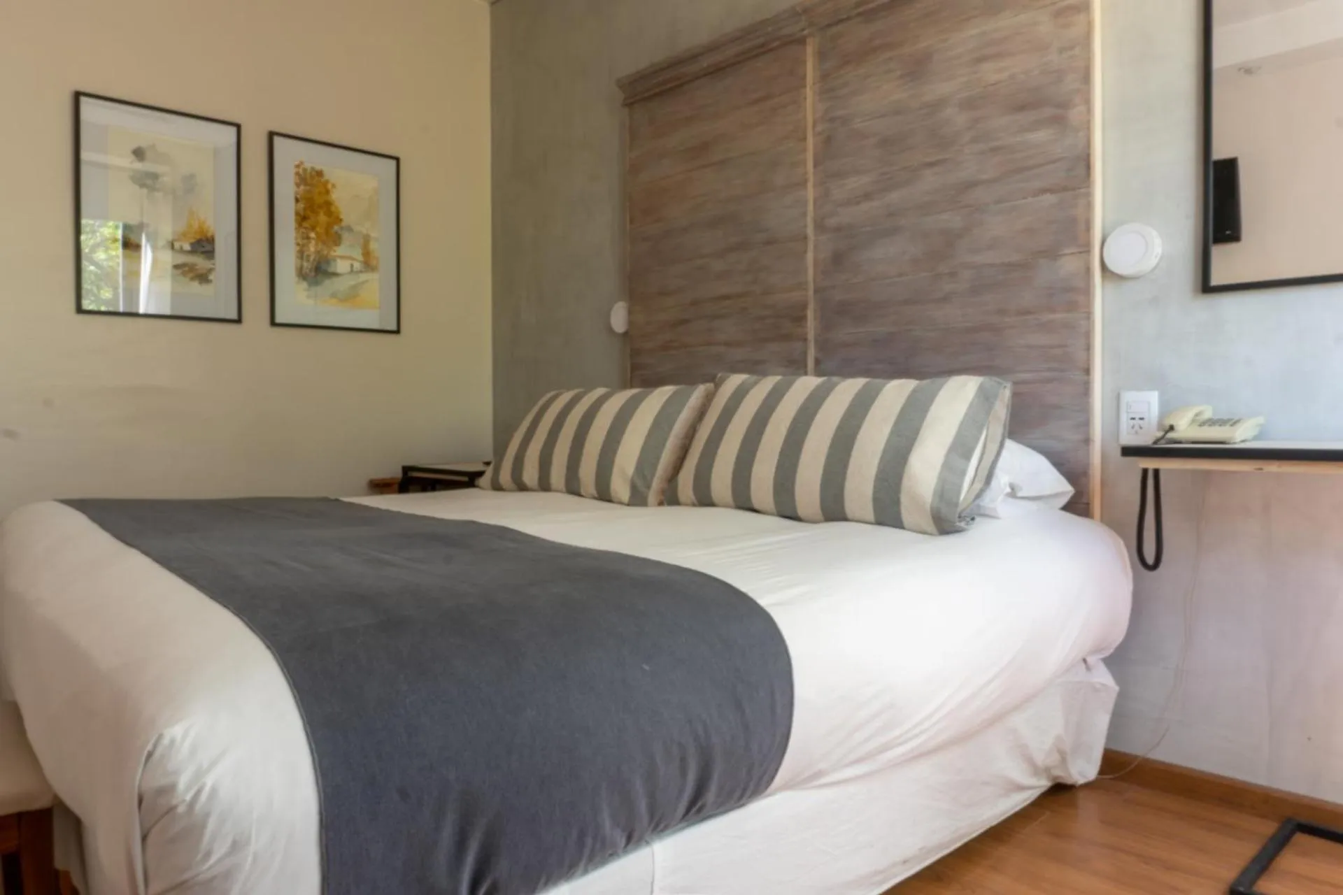 Bed in Hotel Internacional