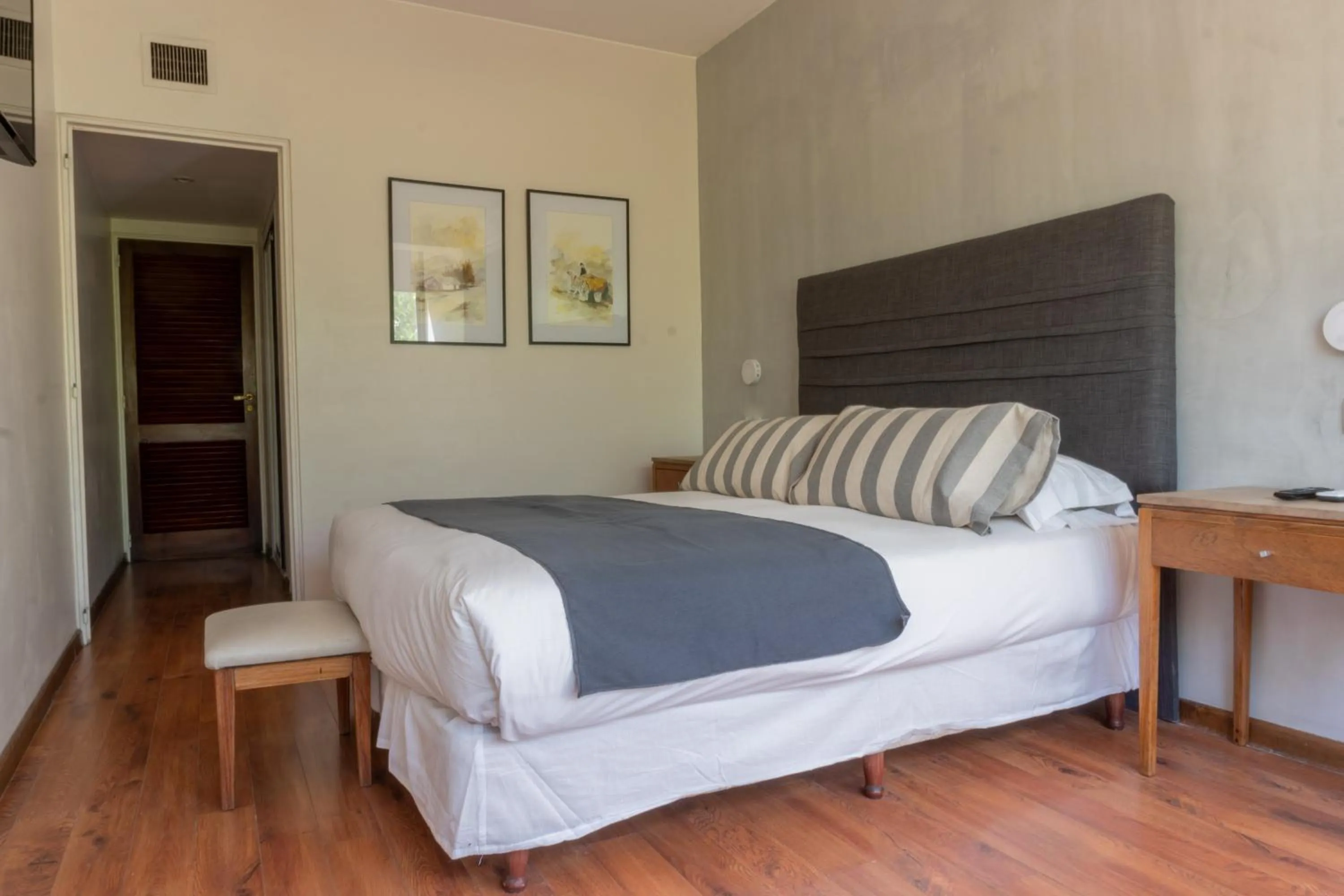 Bed in Hotel Internacional