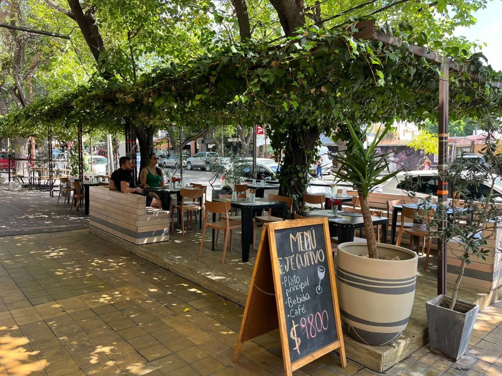 Property building in Hotel Internacional