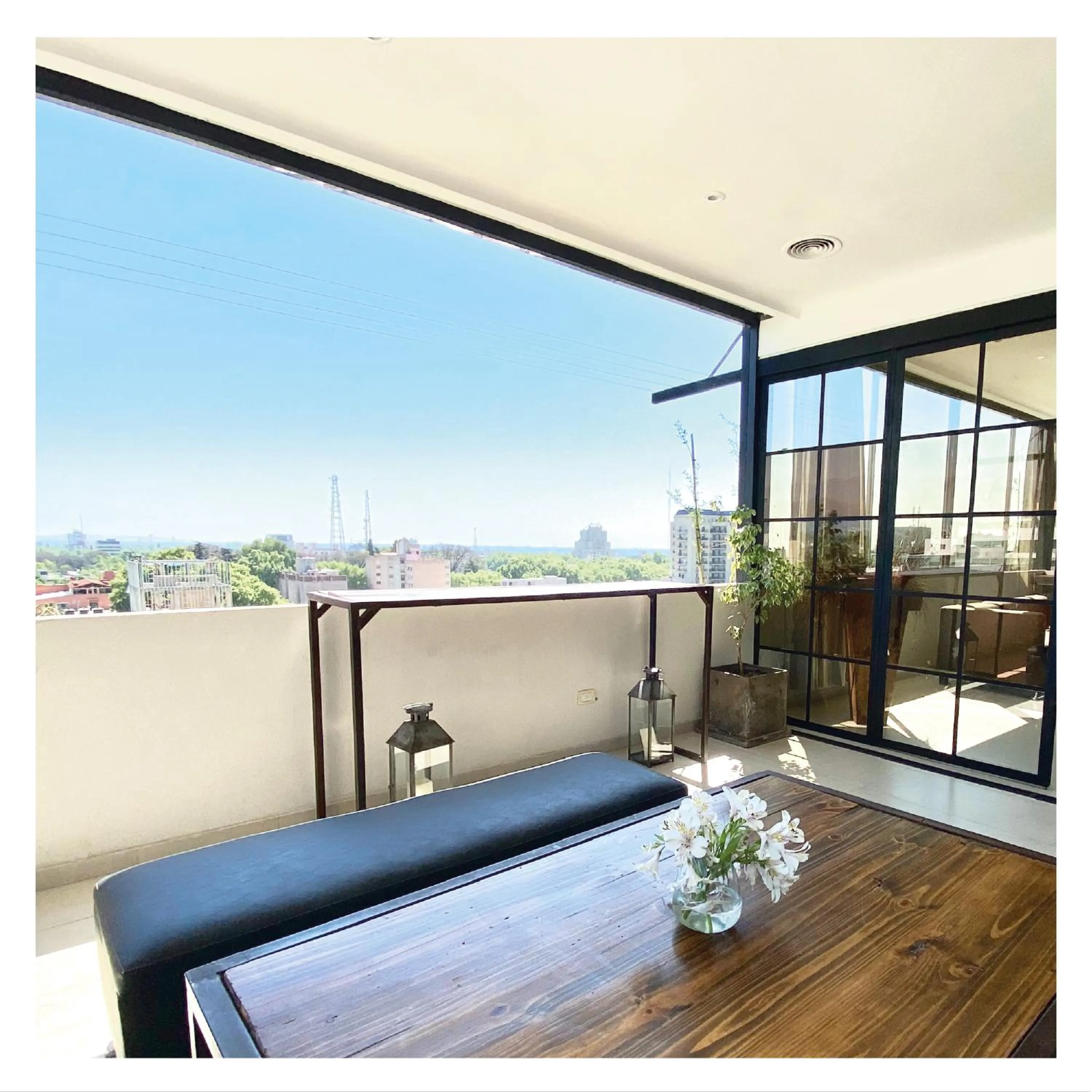 Property building in Hotel Internacional