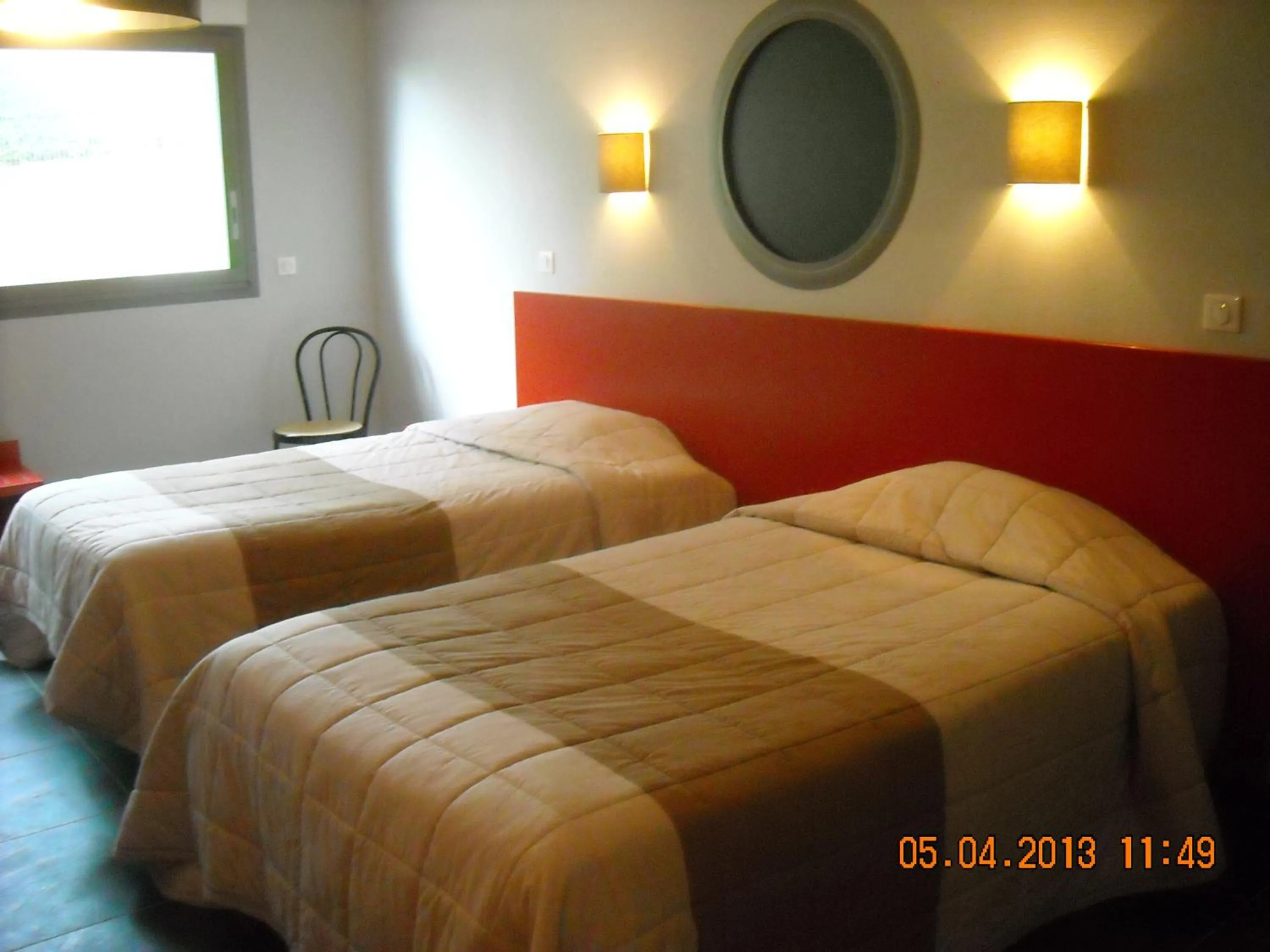 Twin Room in Logis Hotels - Hôtel et Restaurant Le Relais des Garrigues