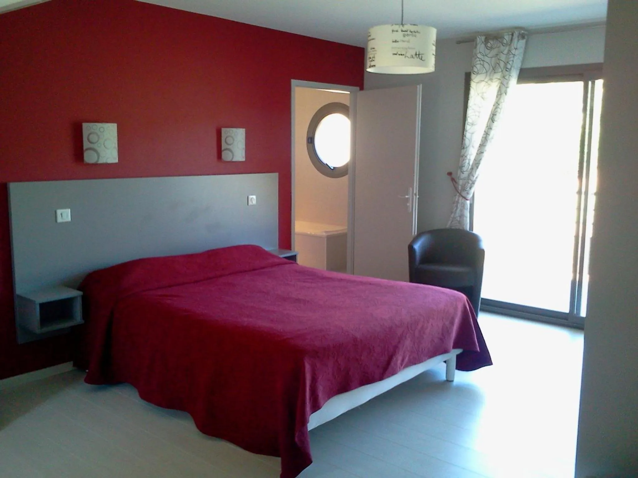 Double Room in Logis Hotels - Hôtel et Restaurant Le Relais des Garrigues