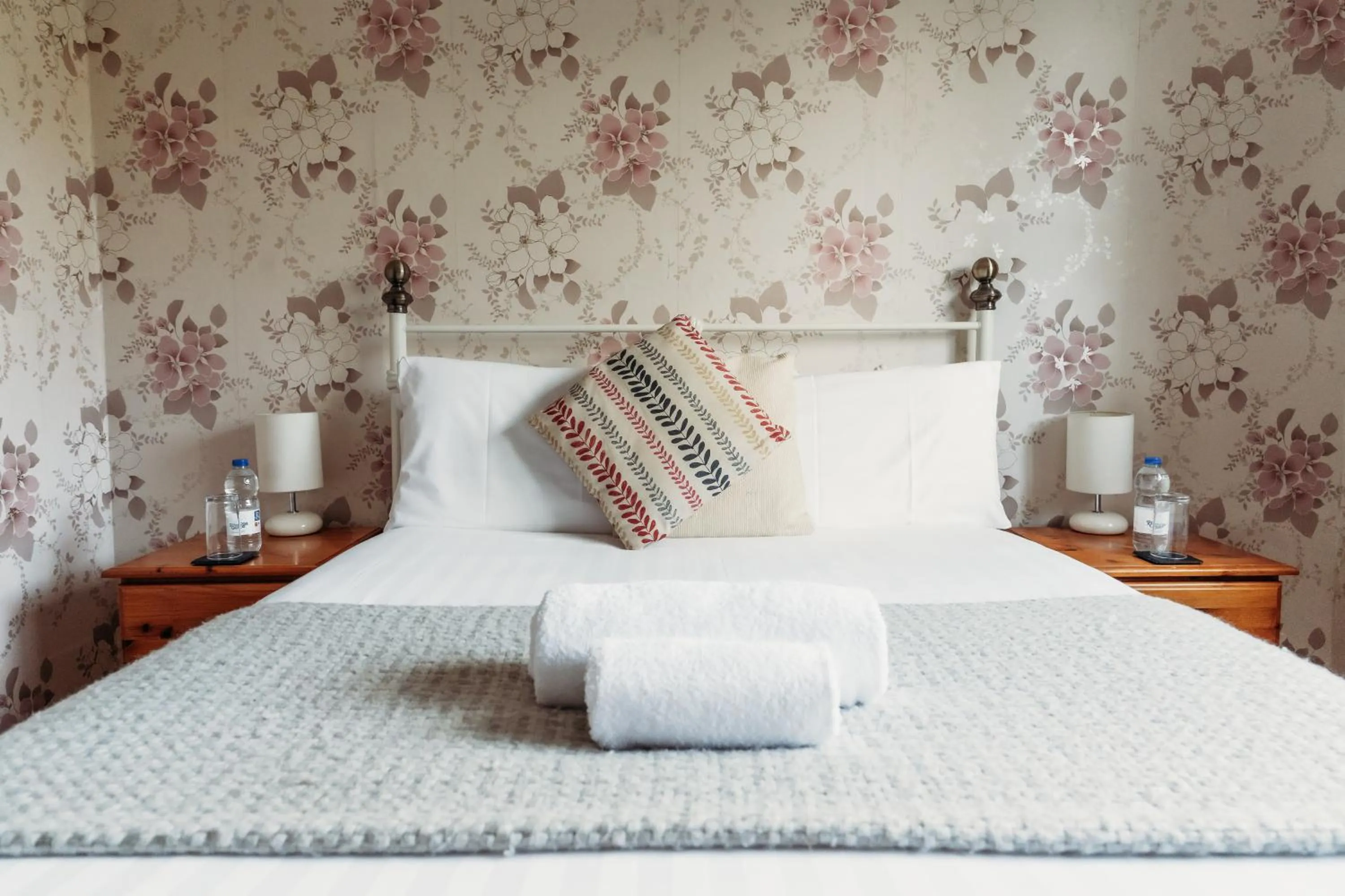 Bed in Three Wells B&B