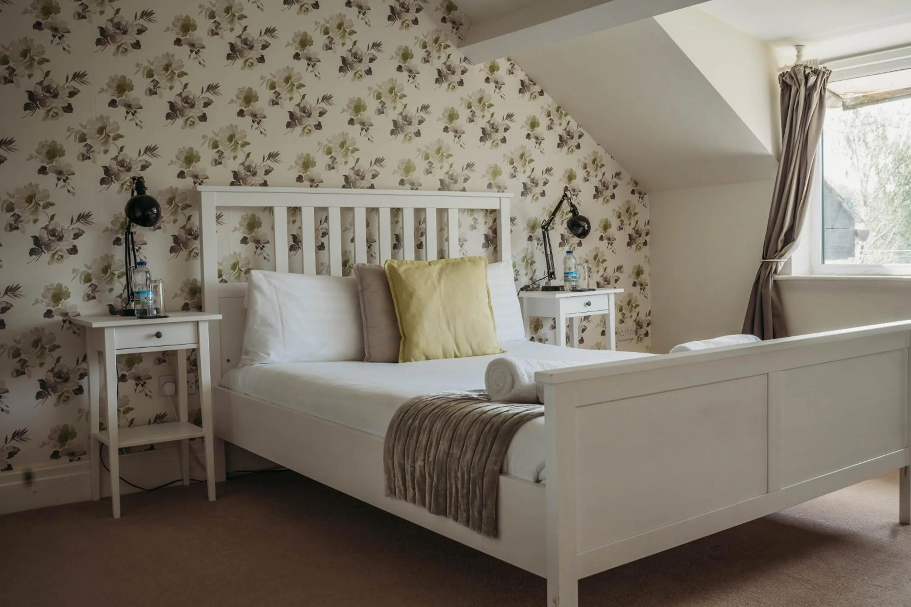 Bed in Three Wells B&B