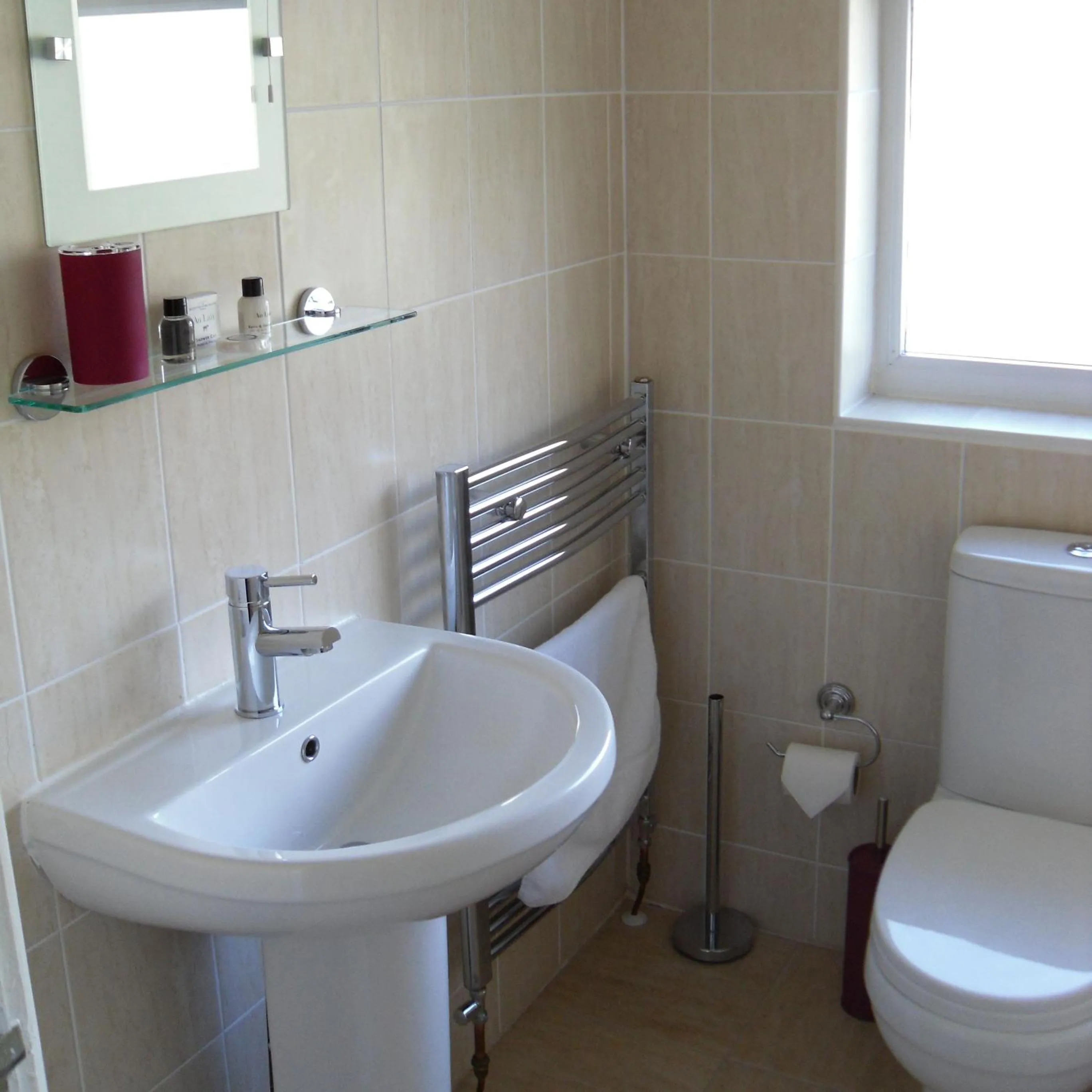 Bathroom in Three Wells B&B