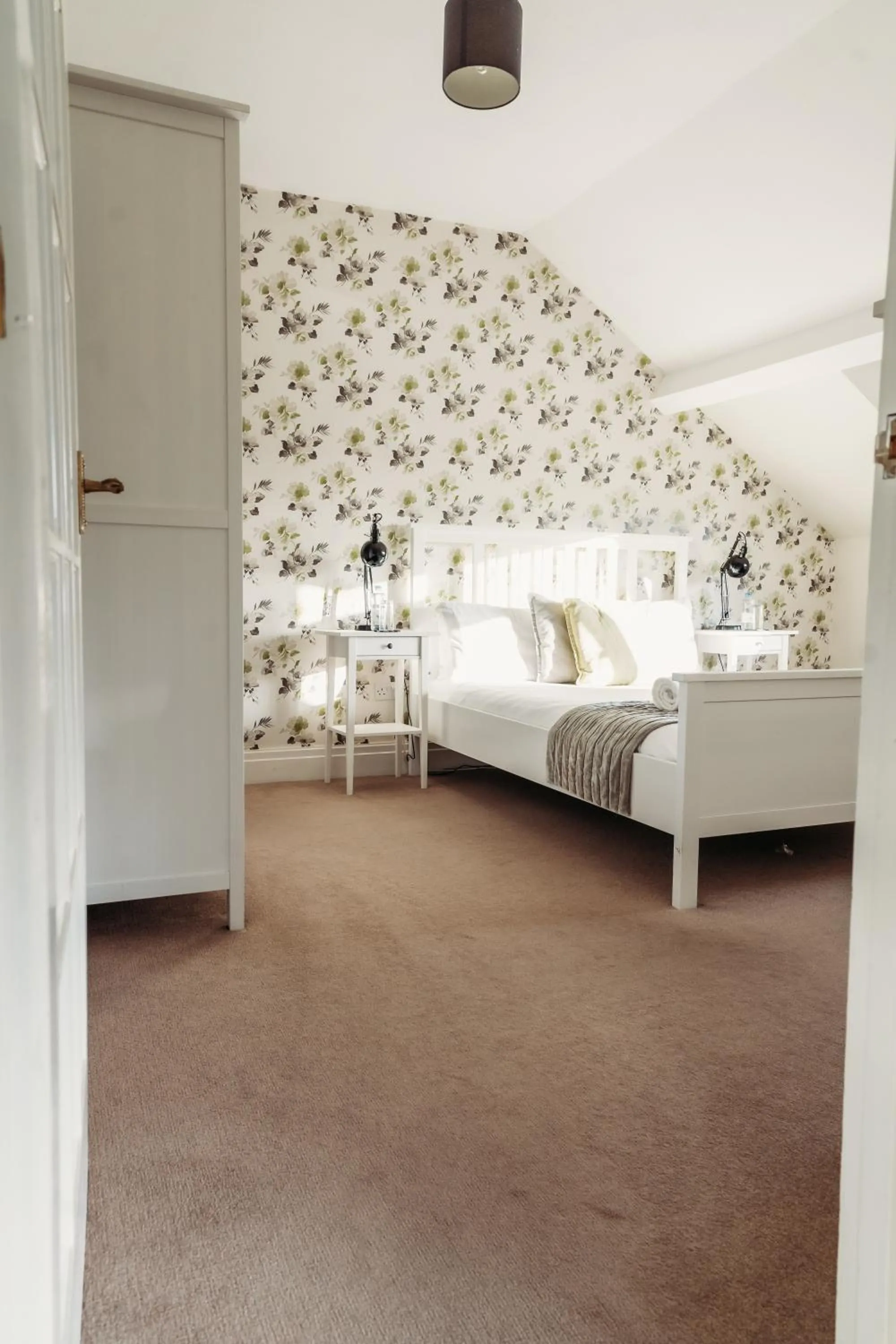 Bed in Three Wells B&B