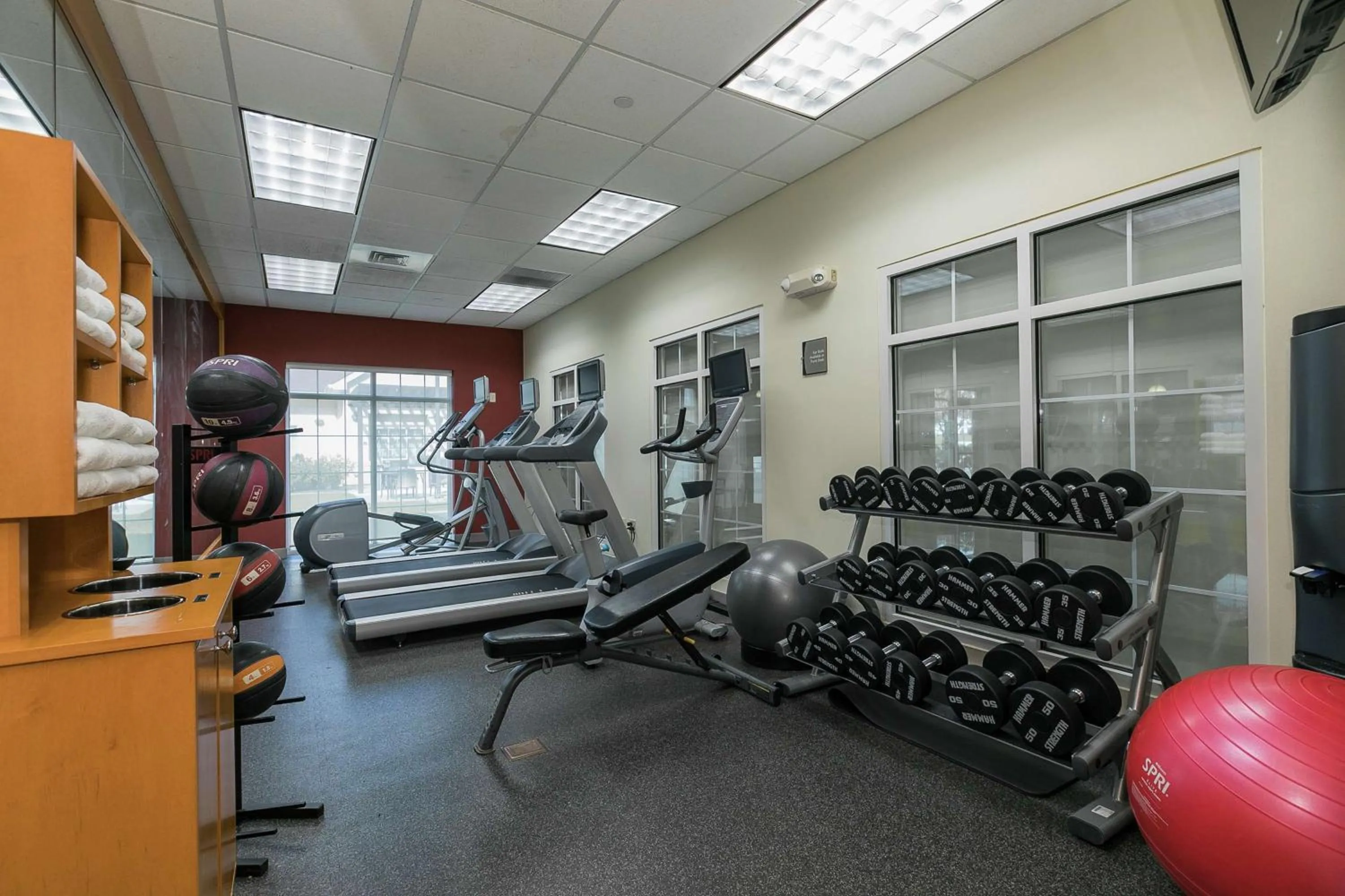 Fitness centre/facilities in Homewood Suites by Hilton Ithaca
