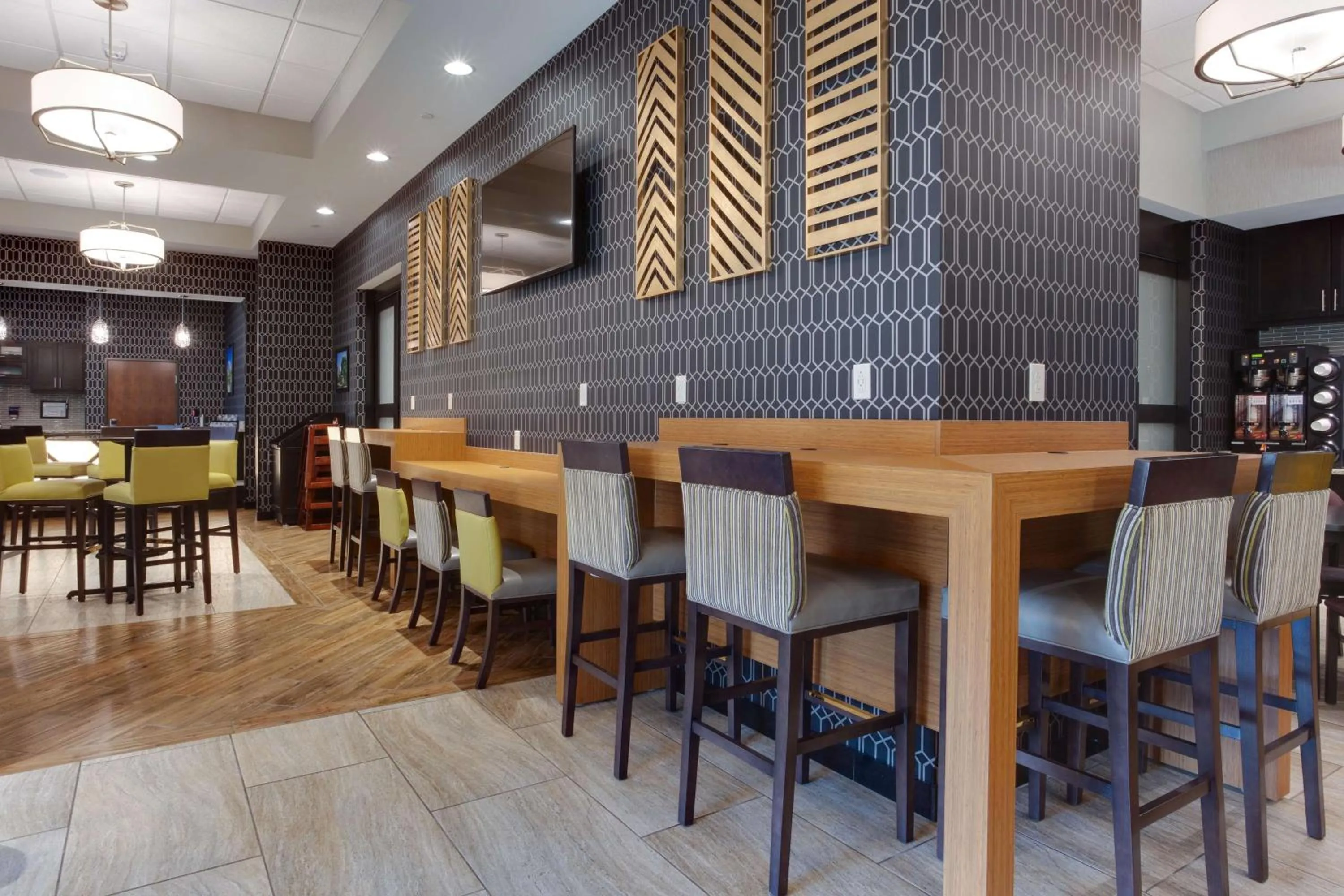 Restaurant/places to eat in Drury Inn & Suites Huntsville Space & Rocket Center