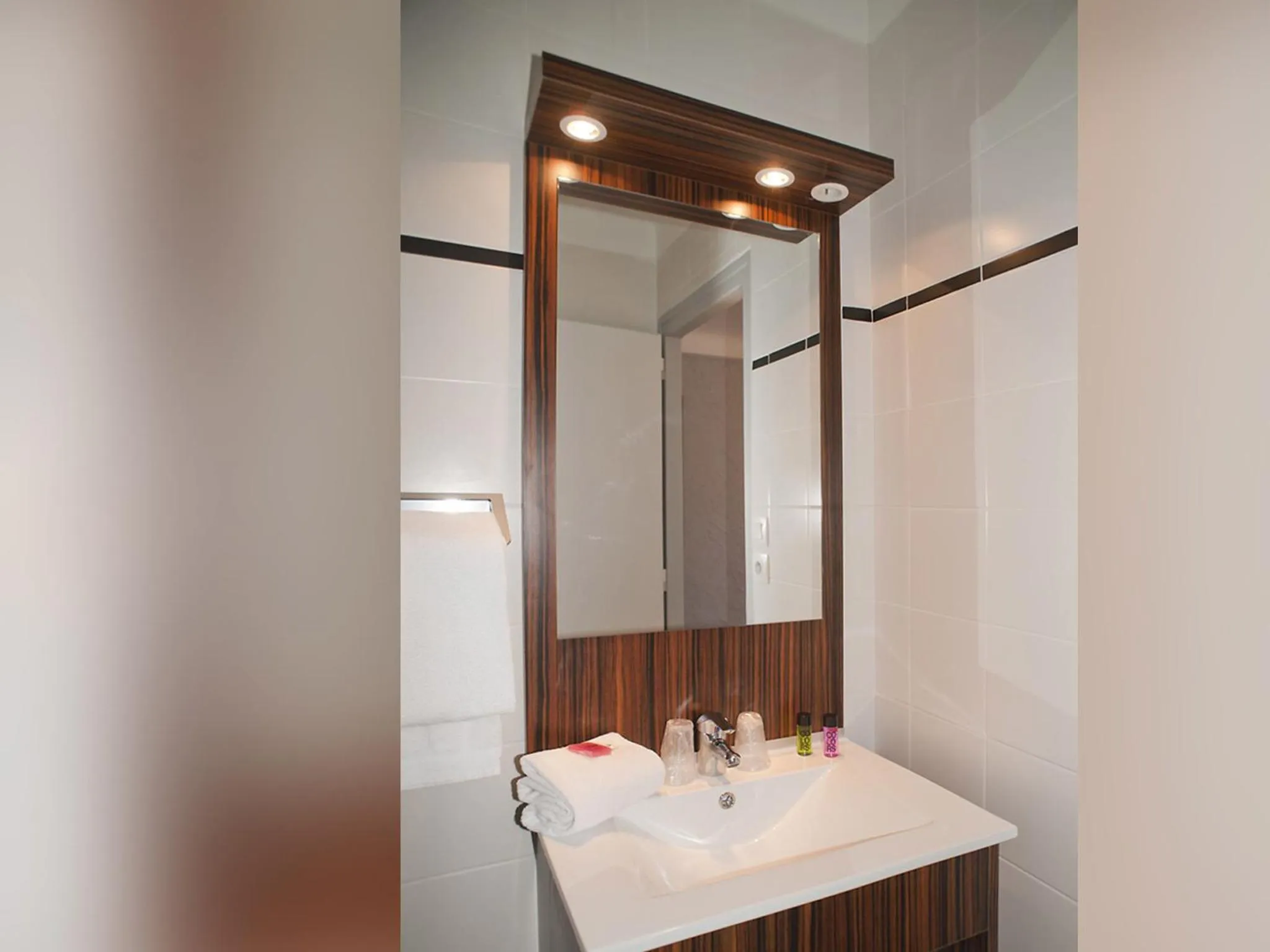 Bathroom in Hôtel Beau Rivage