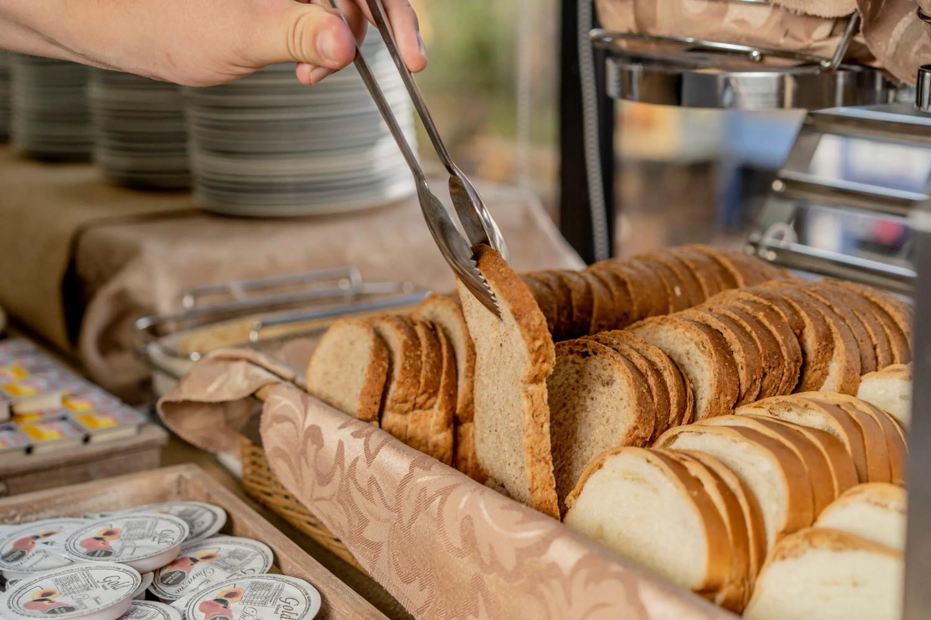 Buffet breakfast in Gran Cavancha Suite