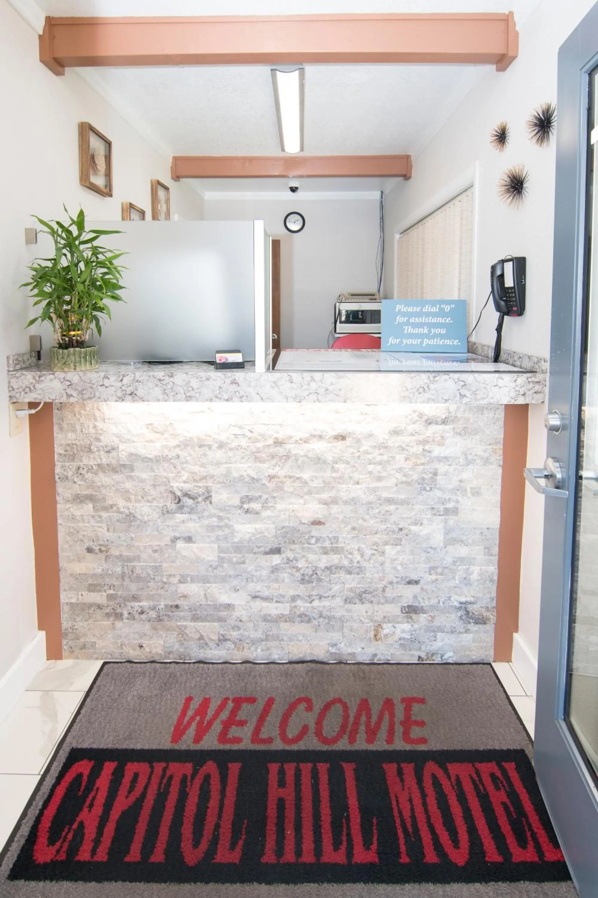 Lobby or reception in Capitol Hill Motel