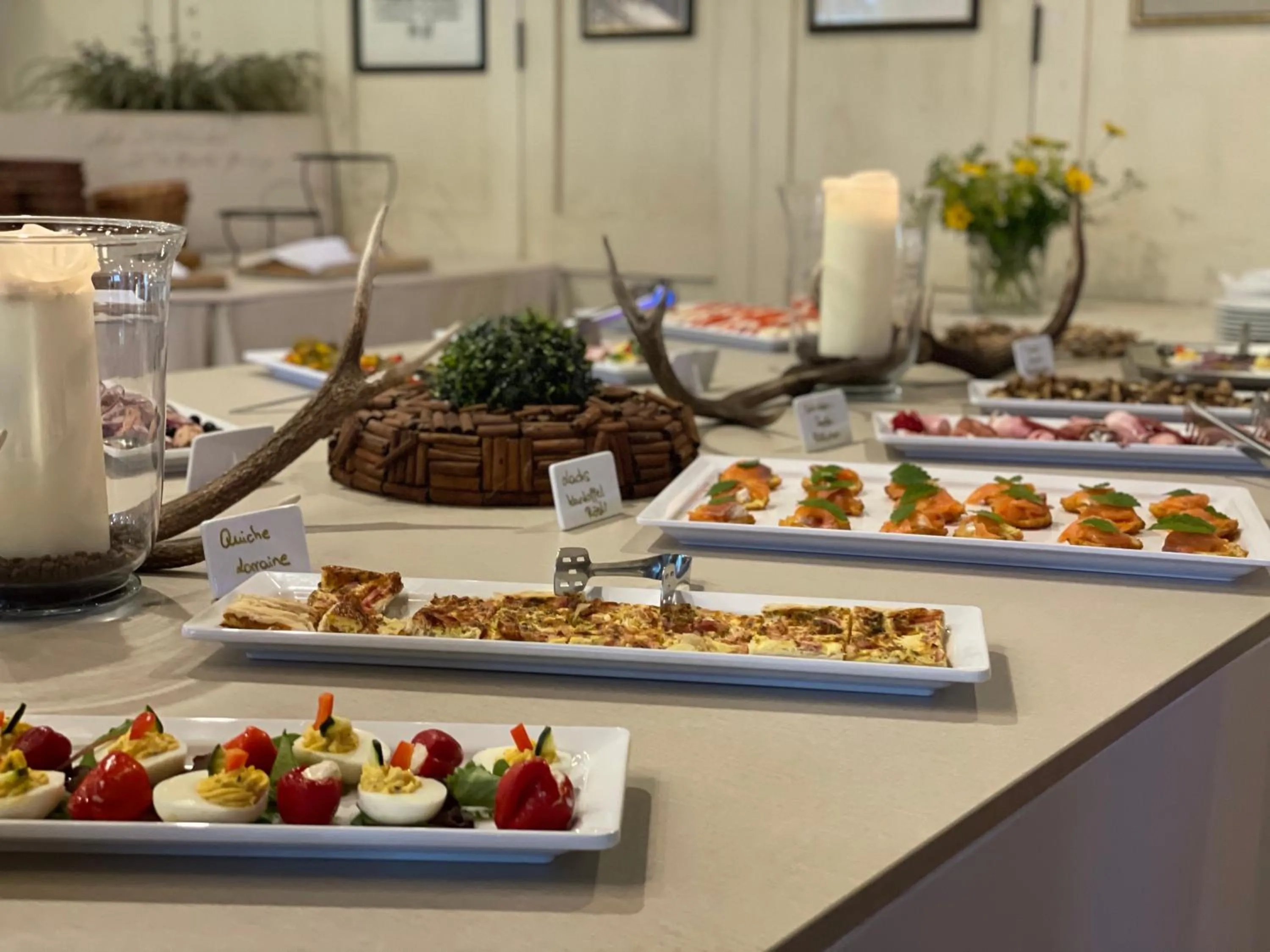 Restaurant/places to eat in Hotel Senningerbräu